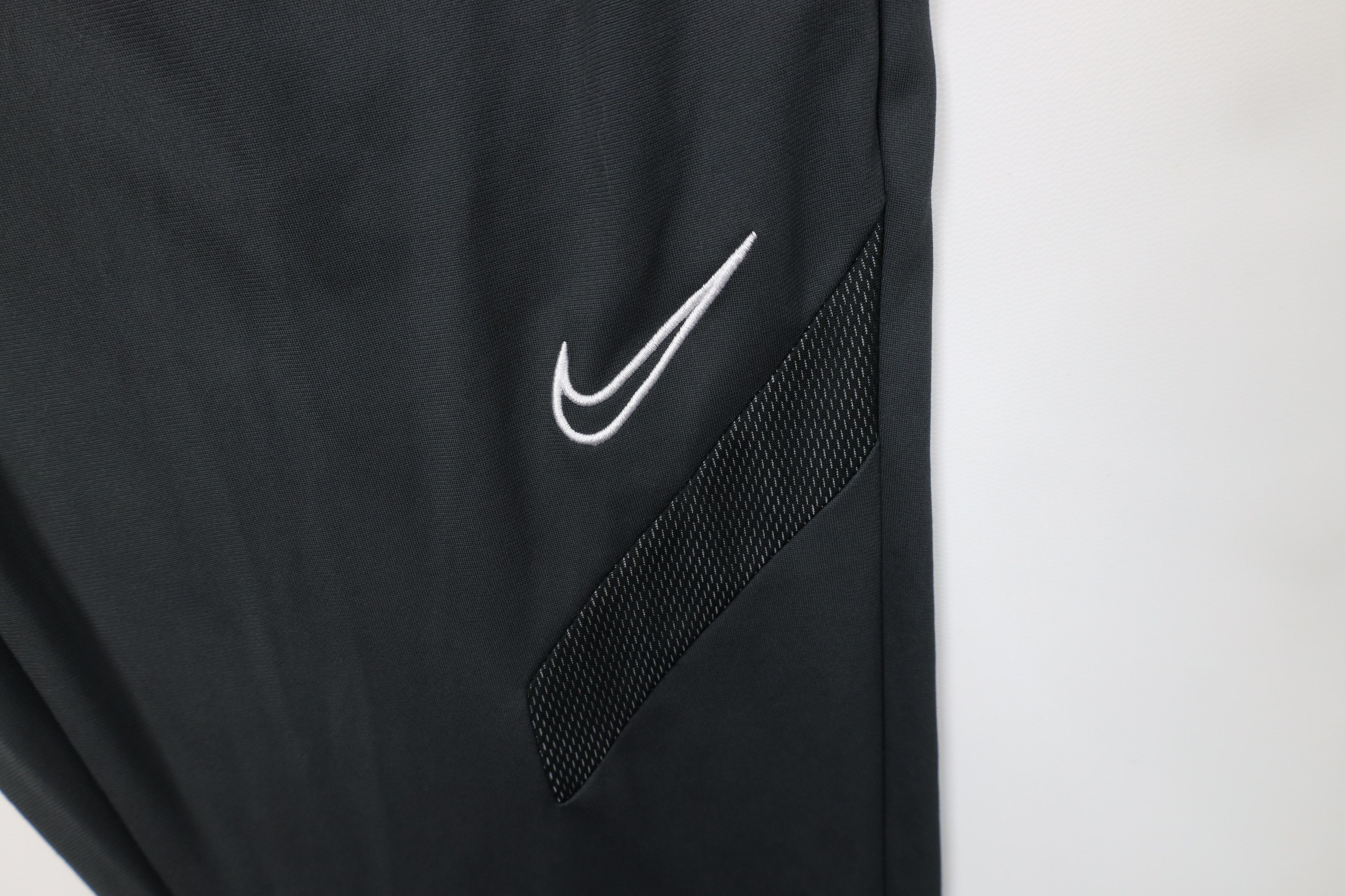 Nike Nike Soccer Mini Swoosh Tapered Leg Warm Up Pants Gray Size US 34 / EU 50 - 6 Thumbnail