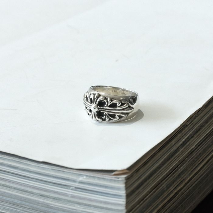 Chrome Hearts CHROME HEARTS FLORAL CROSS RING | Grailed