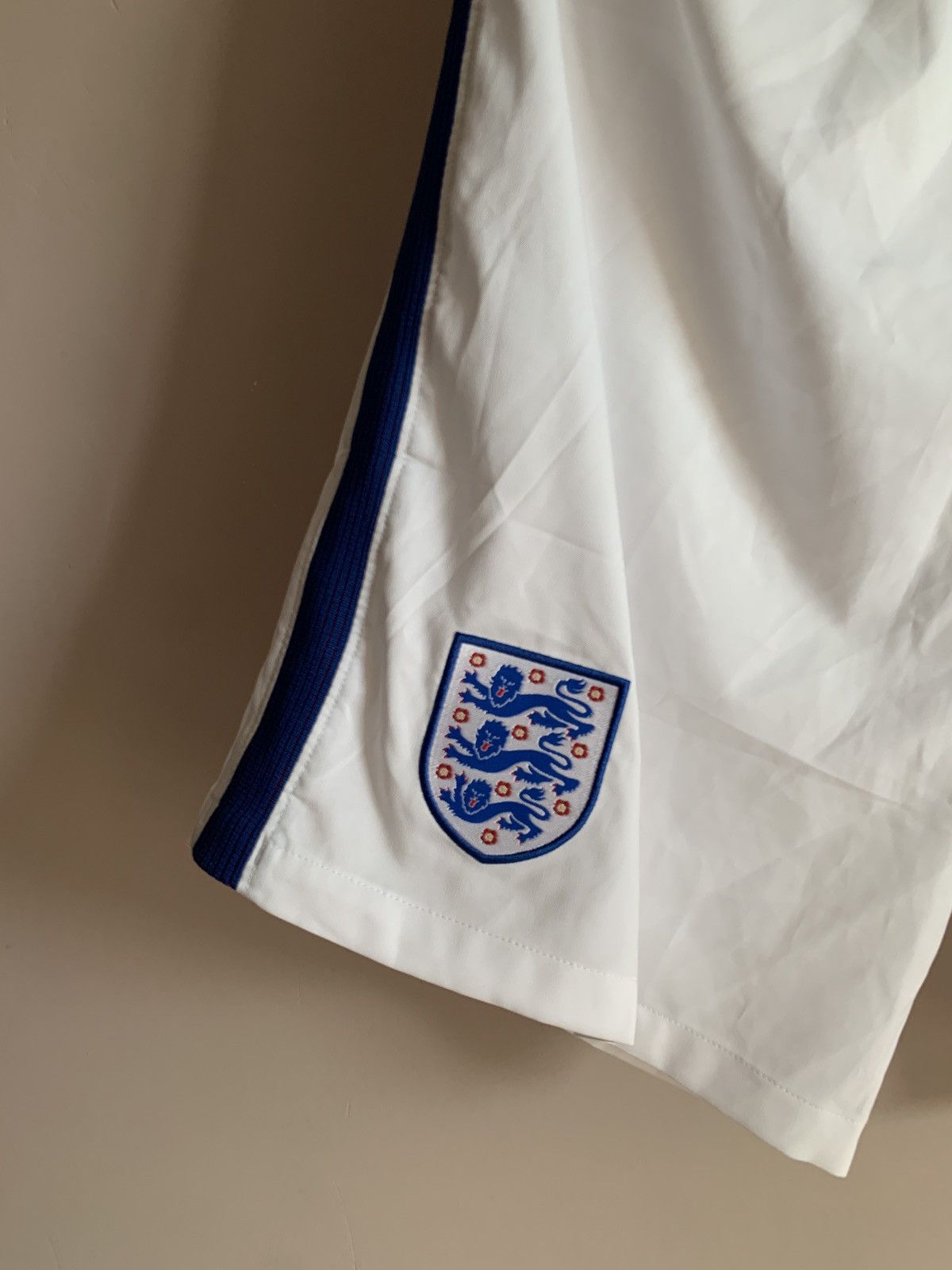 Nike England Nike soccer football shorts home Size US 36 / EU 52 - 3 Thumbnail