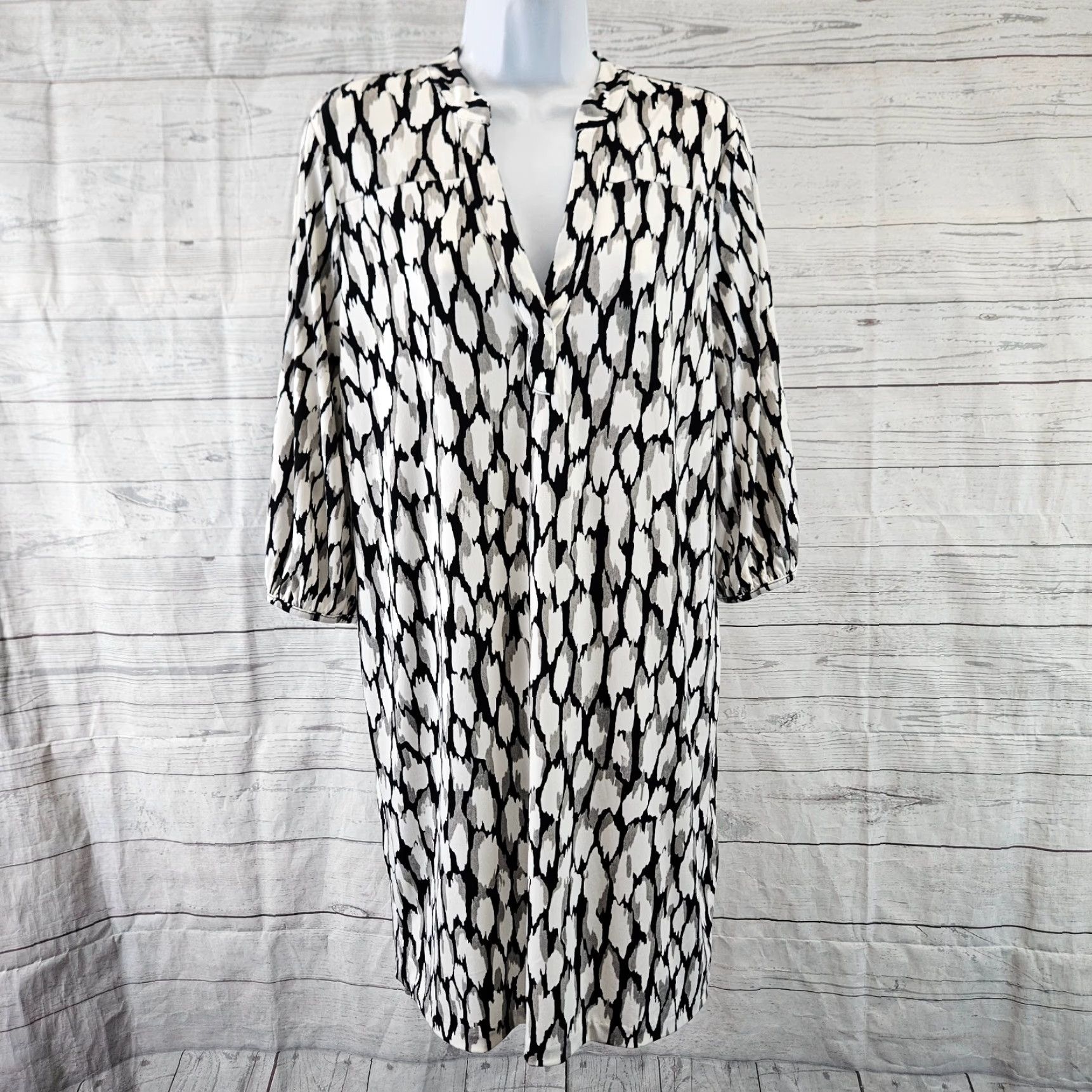 Banana Republic VINTAGE Banana Republic Womens Dress Sz Medium Petite Black Gray 3/4 Sleeve Size M / US 6-8 / IT 42-44 - 2 Thumbnail