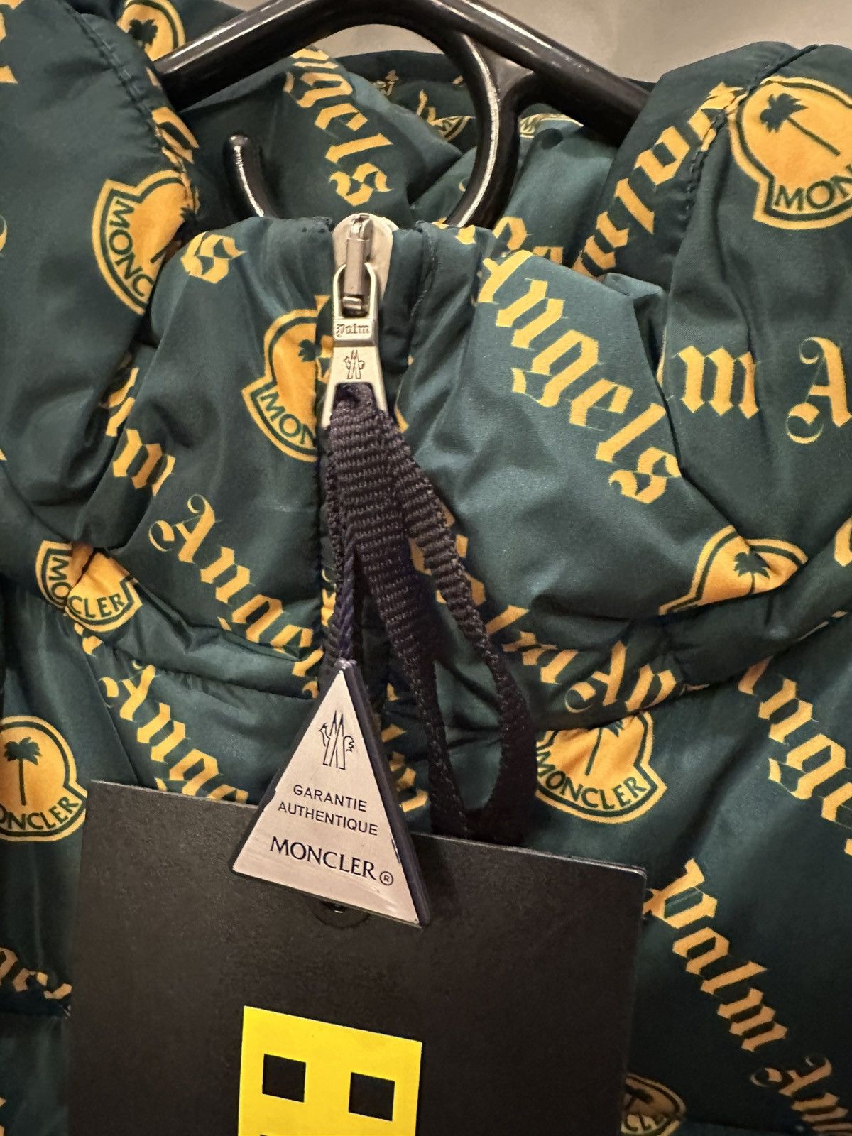 Moncler × Palm Angels Moncler x Palm AngelsThompson Giubbotto Size US M / EU 48-50 / 2 - 7 Thumbnail