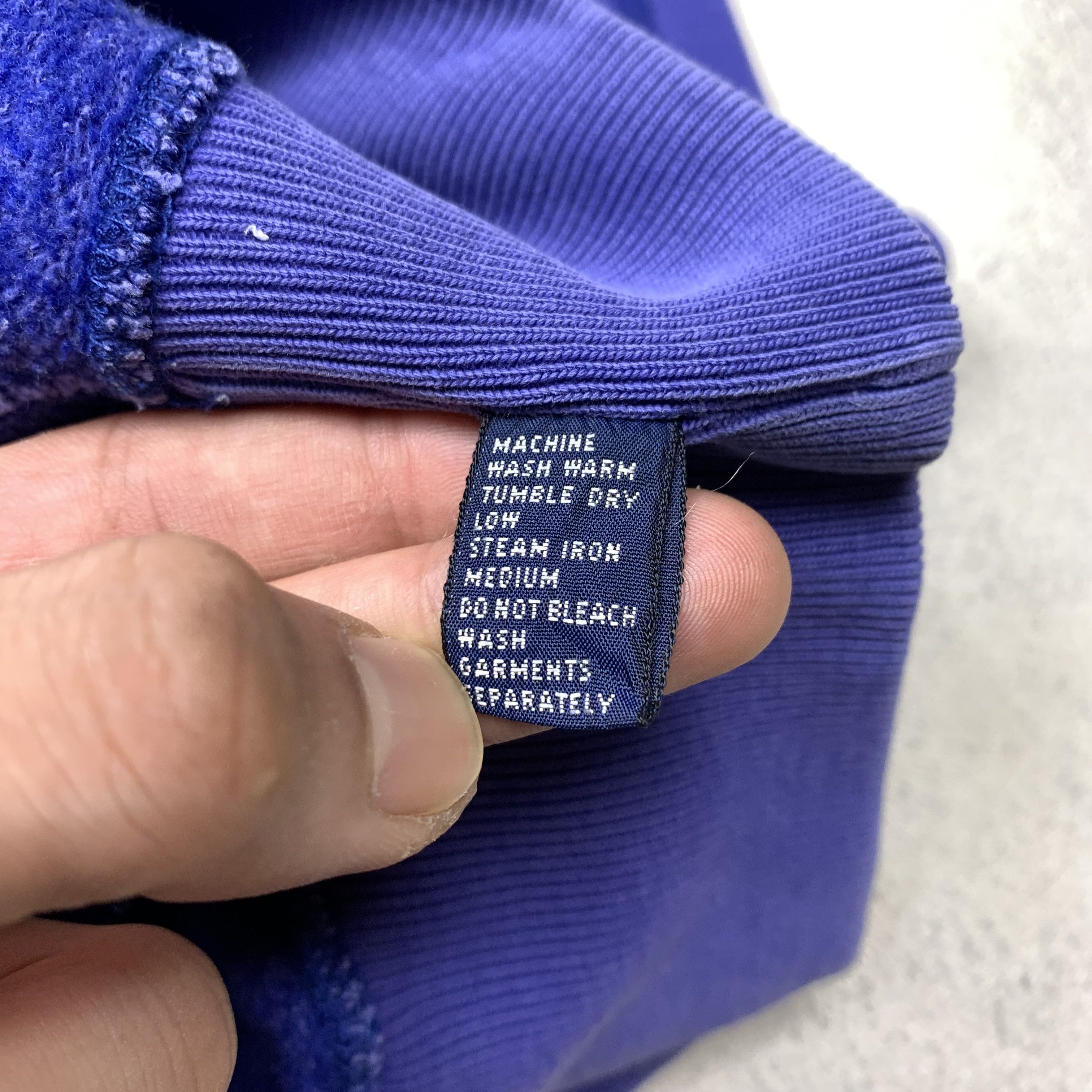 Polo Ralph Lauren Vintage Polo Ralph Lauren Crest Logo Sweatshirt Crewneck Size US M / EU 48-50 / 2 - 9 Thumbnail