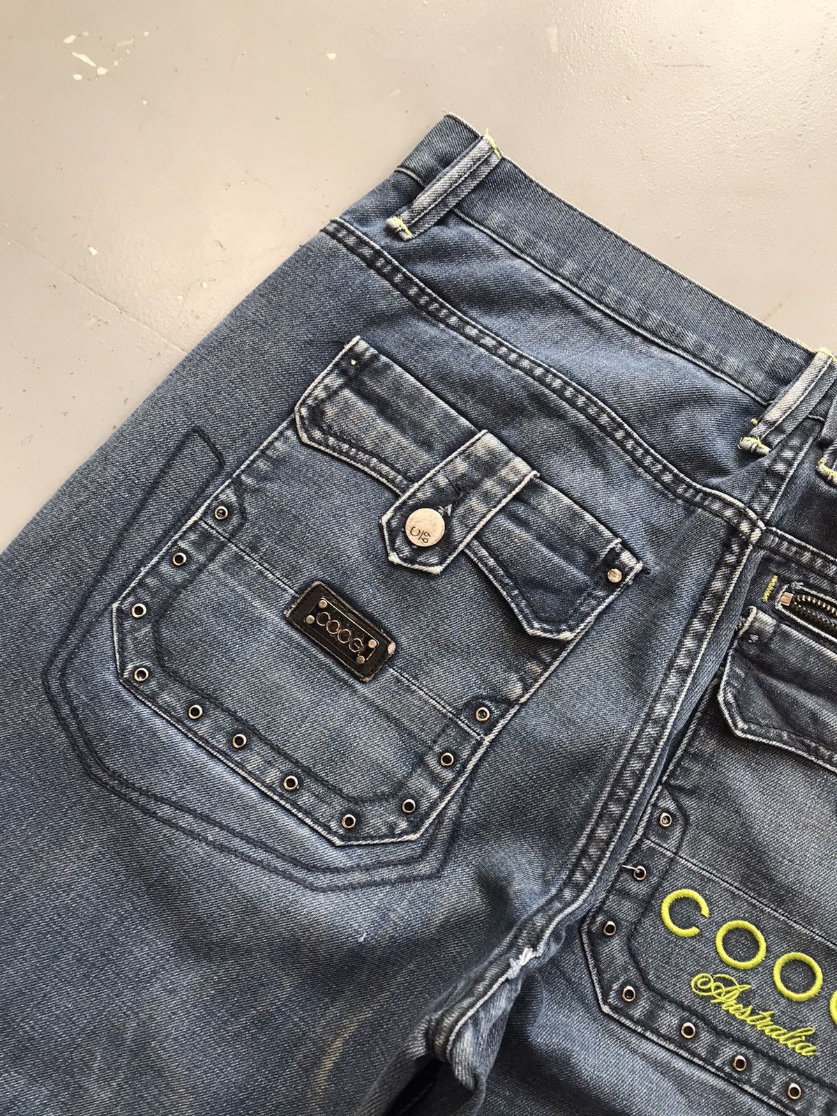 Coogi × Vintage Vintage Coogi SpellOut embroidered denim Size US 39 - 14 Thumbnail