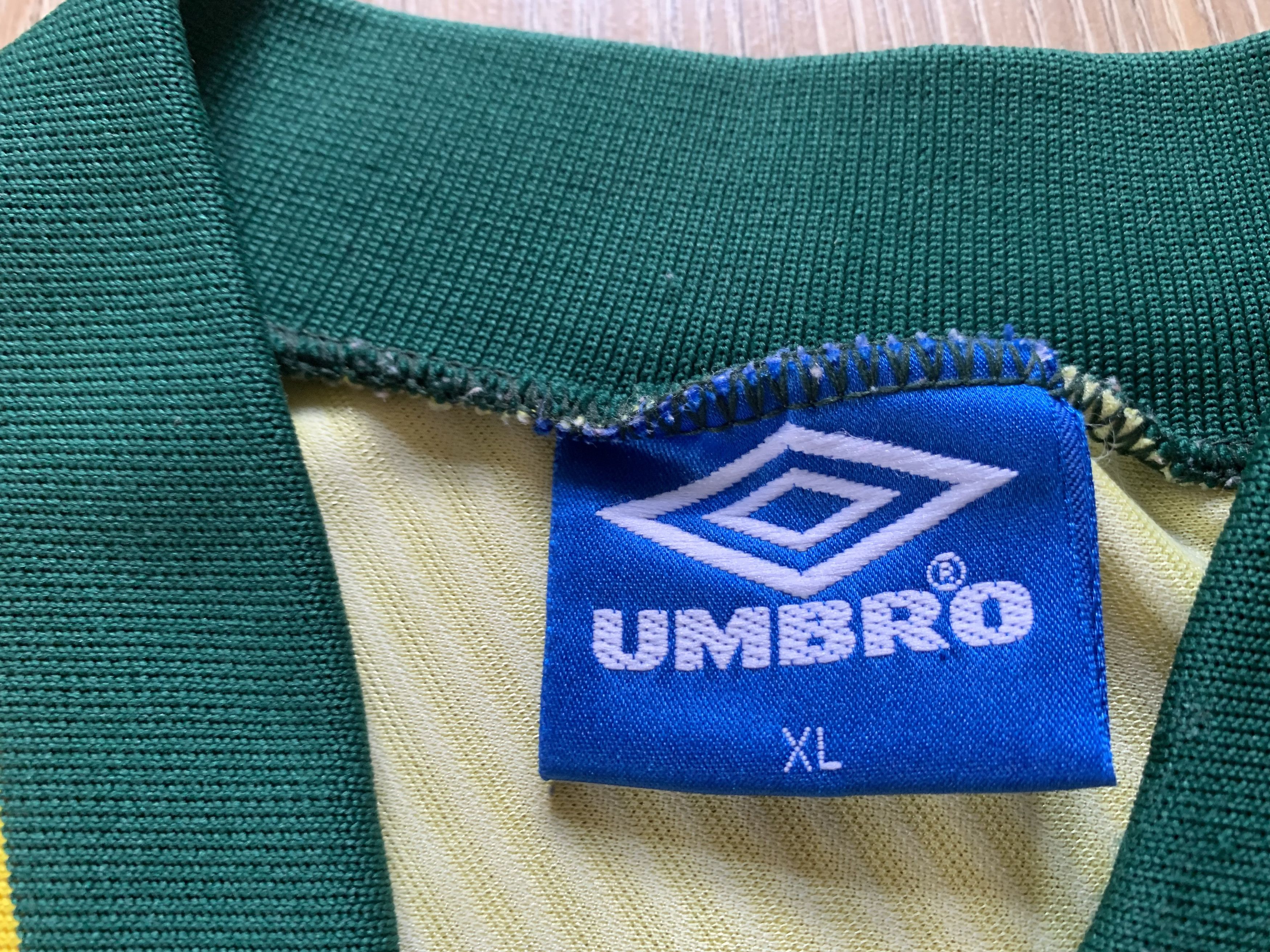 Umbro × Vintage Vintage Official Umbro Brazil Football Shirt Size US XL / EU 56 / 4 - 7 Thumbnail