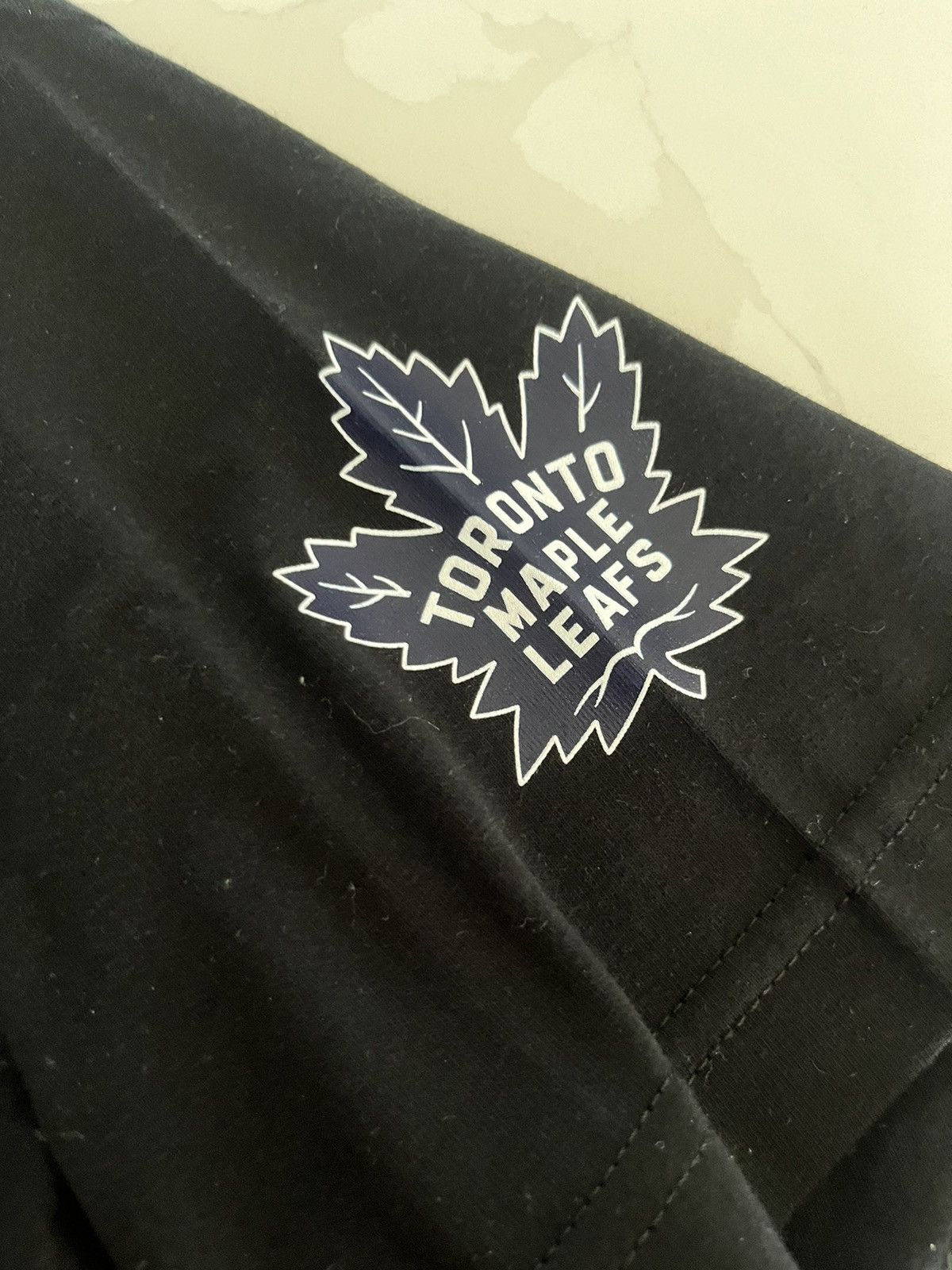 October's Very Own OVO X NHL - “Hometown Heros” Maple Leafs Tee Size US M / EU 48-50 / 2 - 4 Thumbnail