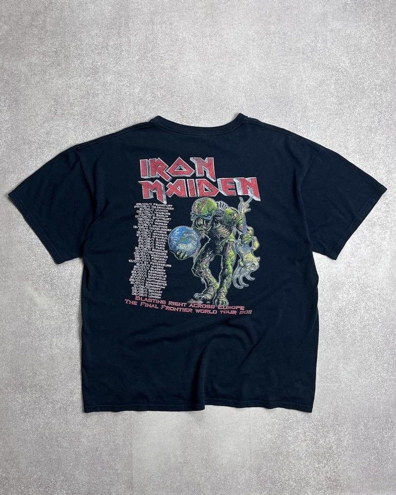 Band Tees × Iron Maiden × Vintage Vintage Iron Maiden The Final Frontier Boxy T-shirt Y2K XL Size US XL / EU 56 / 4 - 3 Thumbnail