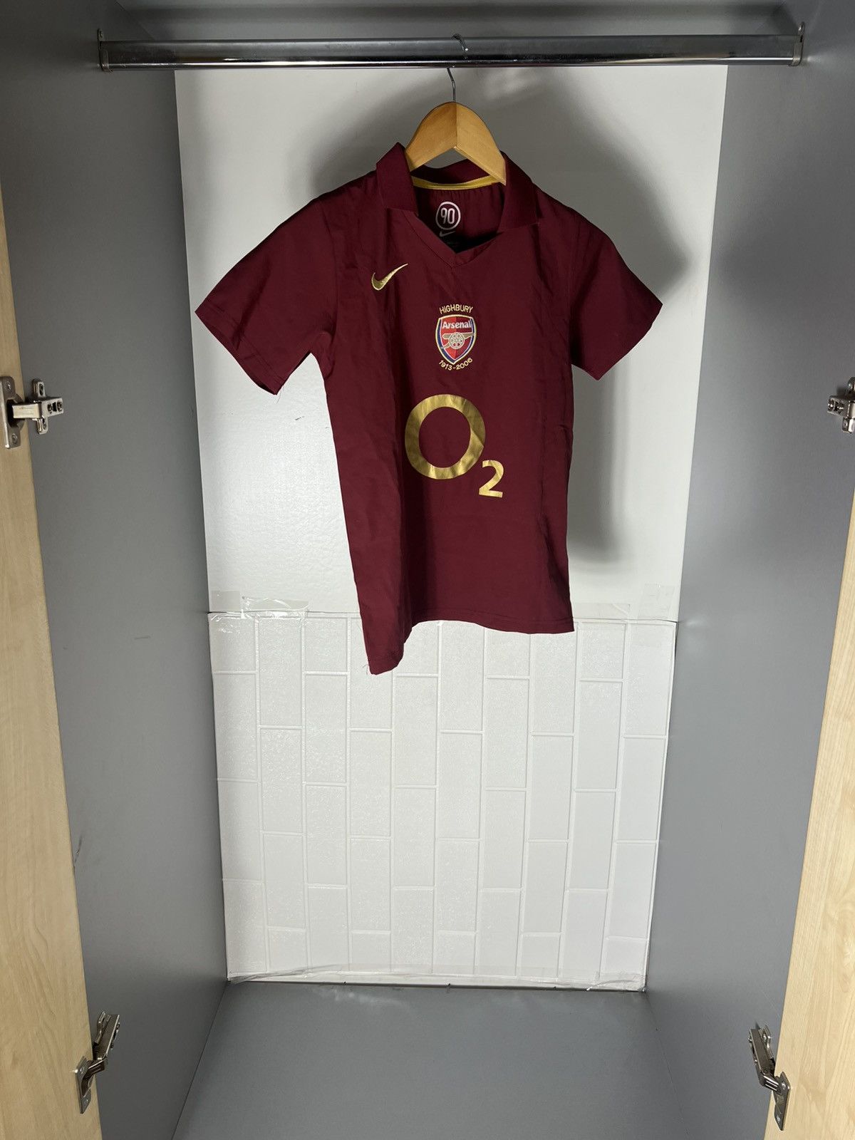 Nike VINTAGE NIKE FC ARSENAL LONDON ENGLAND SOCCER JERSEY Y2K 90s Size US XXS / EU 40 - 4 Thumbnail