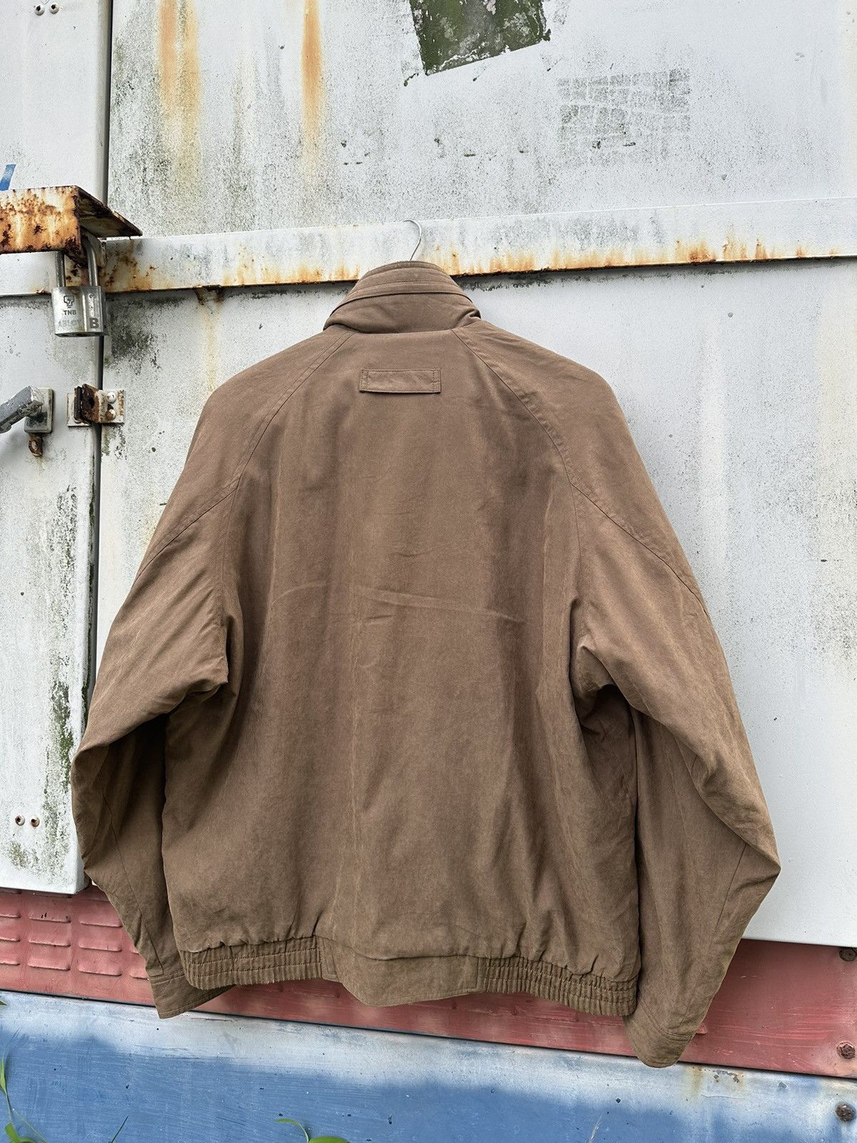 Japanese Brand 🪖VINTAGE TROY BROS BROWN SEUDE OVERSIZED BOMBER JACKET Size US XL / EU 56 / 4 - 6 Thumbnail