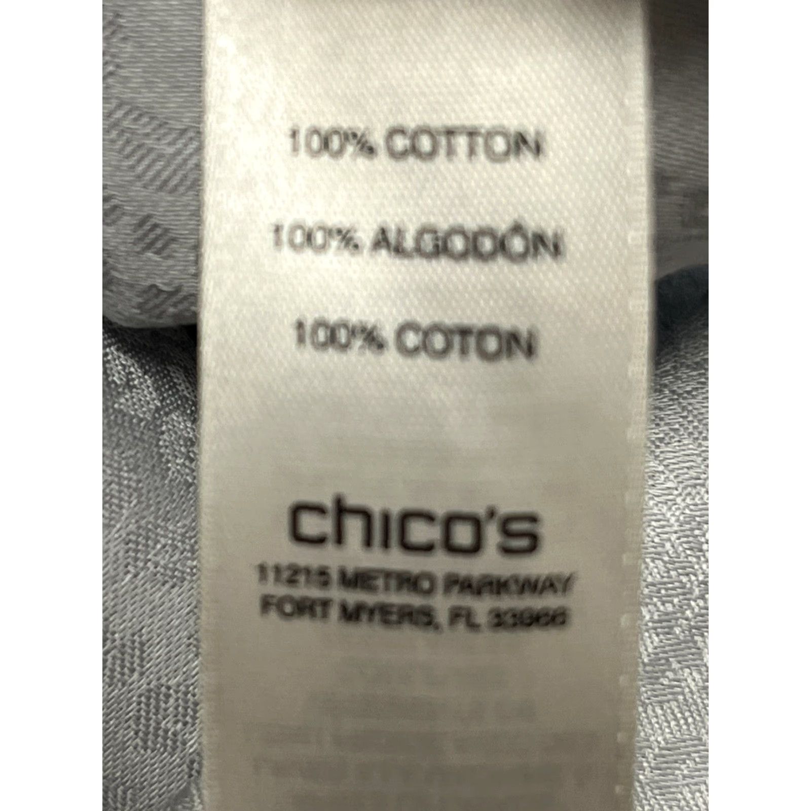 Vintage VINTAGE? Chico's Shirt Button-Up Women L Gray Wrinkle-Resistant Animal Print Sheen 2/US Large Women Size L / US 10 / IT 46 - 7 Thumbnail