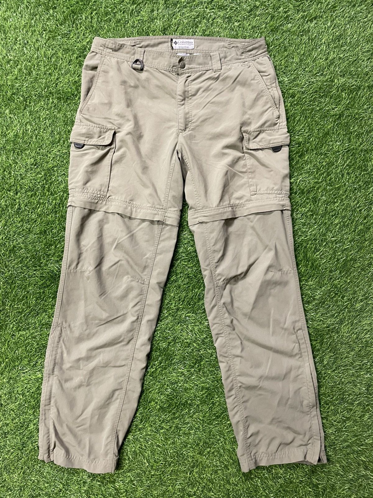 Columbia Columbia Outerwear Pants Size Medium Size US 32 / EU 48 - 1 Thumbnail