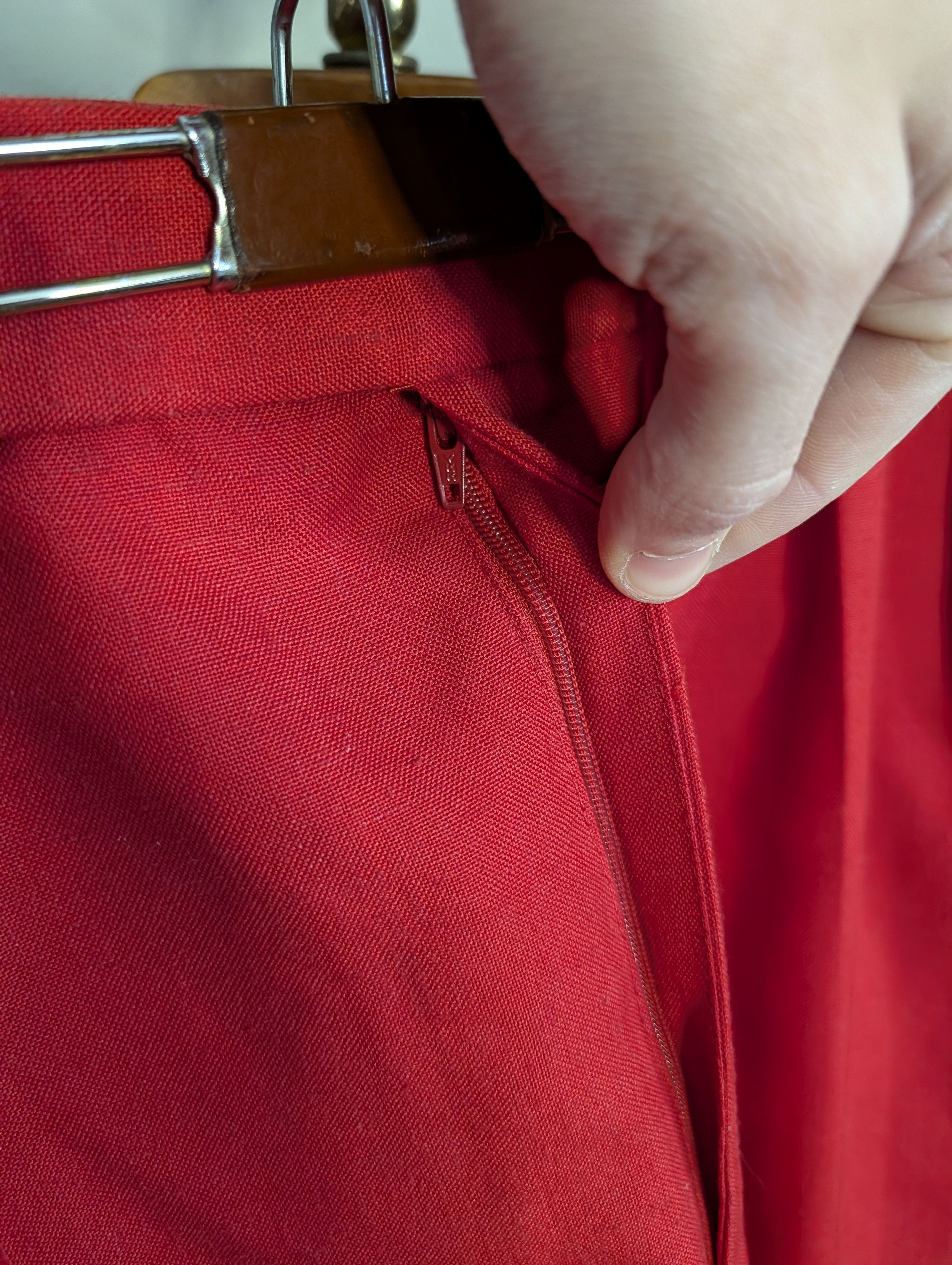 Island Shores ISLANDER LINEN Vintage red adjustable Bermuda shorts Size US 38 / EU 54 - 6 Thumbnail