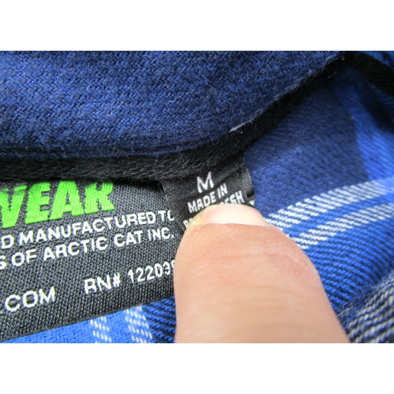 Vintage VINTAGE Arctic Cat Shirt ARCTICWEAR Blue Plaid Patch Button Up Size M Mens Size US M / EU 48-50 / 2 - 4 Thumbnail