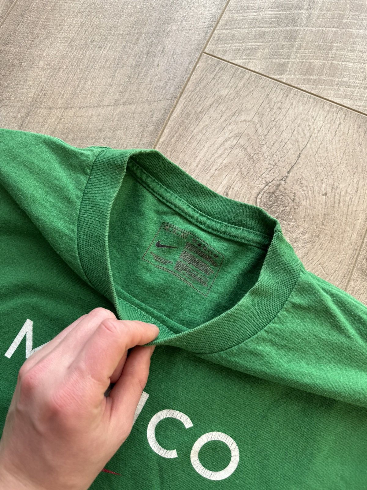 Nike Vintage Nike T-shirt Green Y2k Mexico Size US M / EU 48-50 / 2 - 6 Thumbnail