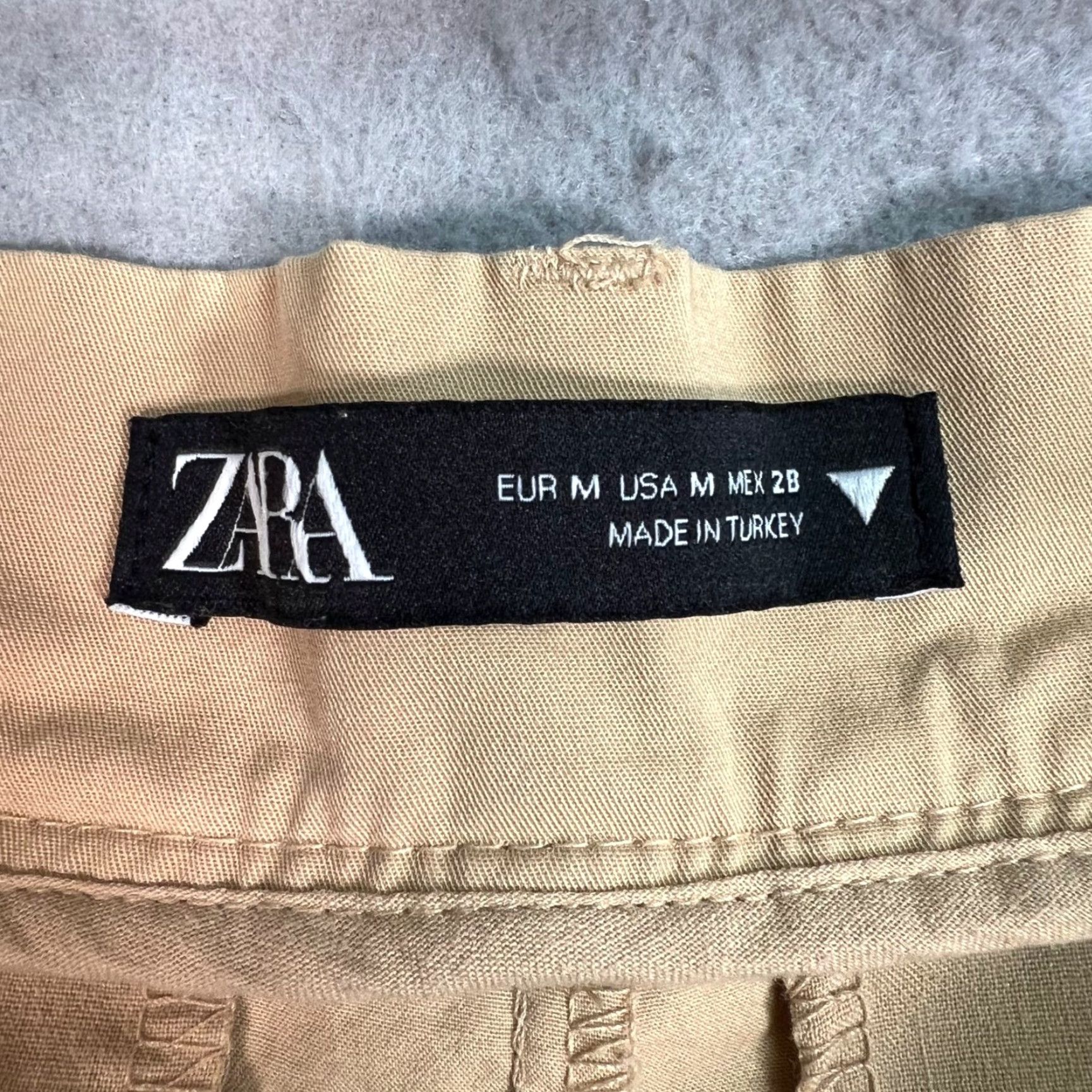 Zara Zara Chino Shorts Shirt Womens Beige Cotton Blend Regular Pockets 3in Inseam. Size 32" / US 10 / IT 46 - 3 Thumbnail