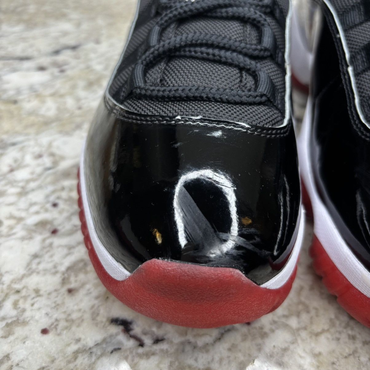 Jordan Brand Size 9 -Jordan 11 Retro Bred (2019) Lightly Used W/Box Size US 9 / EU 42 - 5 Thumbnail