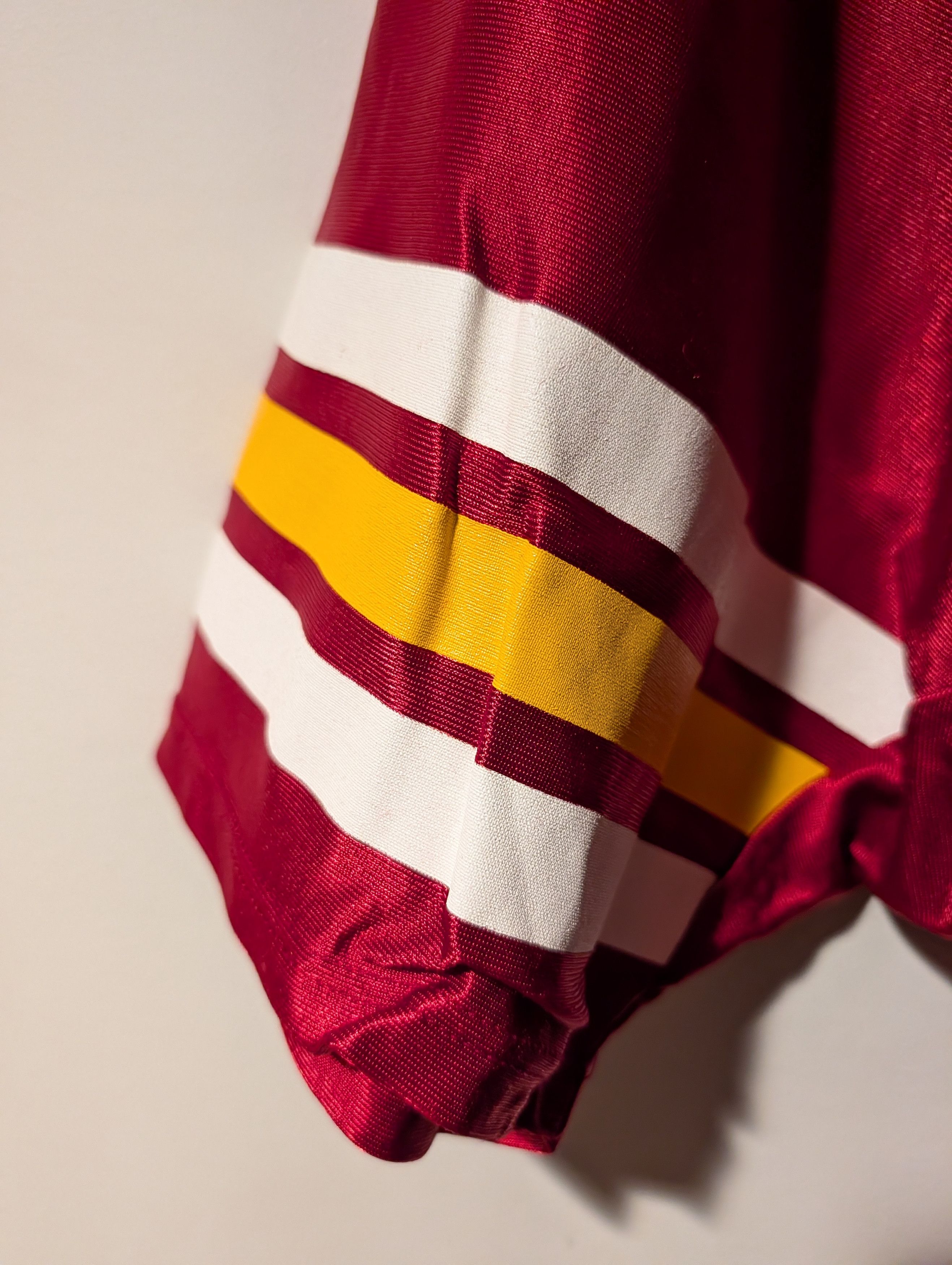 NFL Vintage Redskins Jersey #21 Sean Taylor Boys Large Size US L / EU 52-54 / 3 - 11 Thumbnail