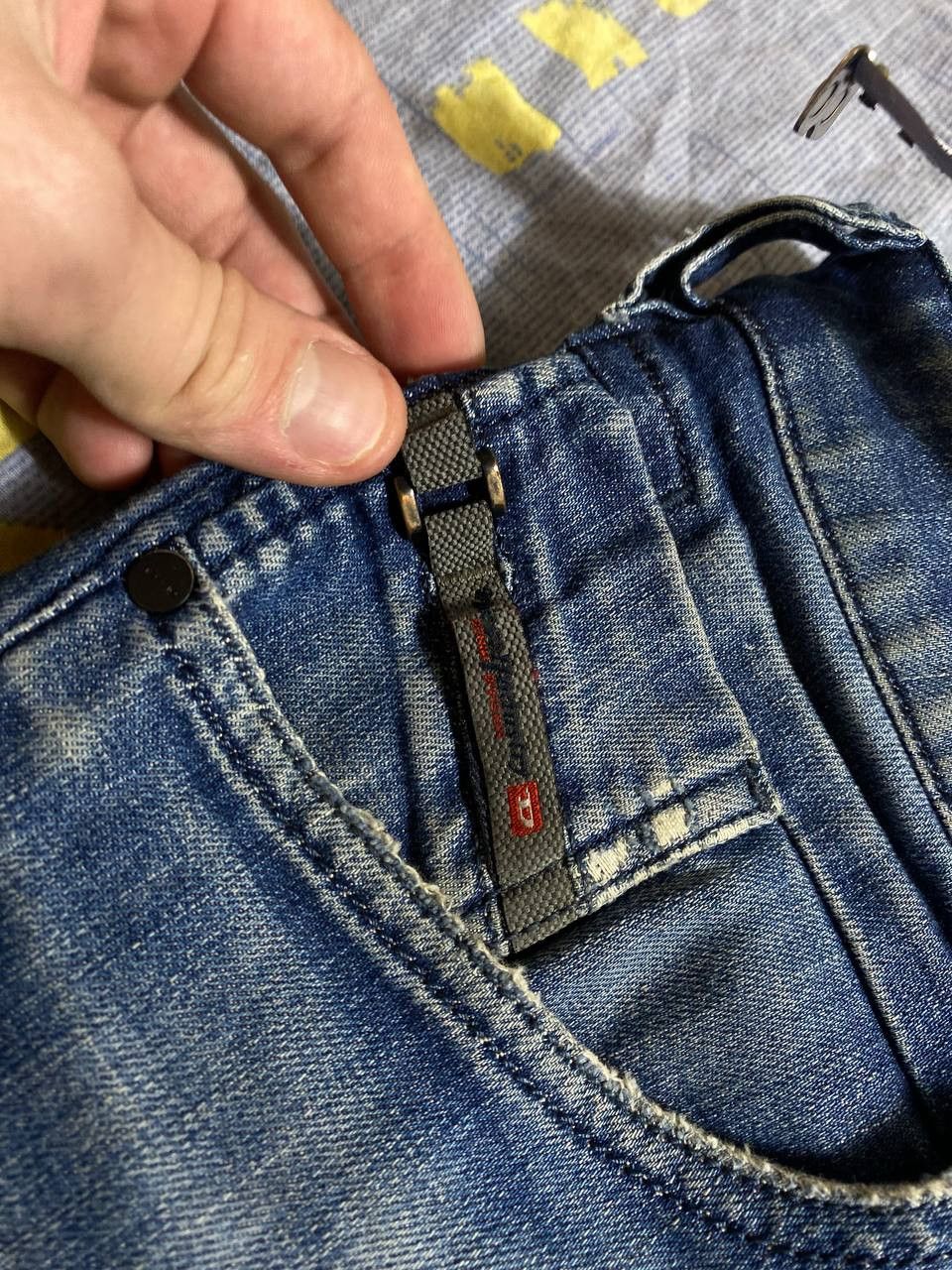 Diesel Vintage Diesel Jeans Y2K Logo Designer Size US 31 - 3 Thumbnail