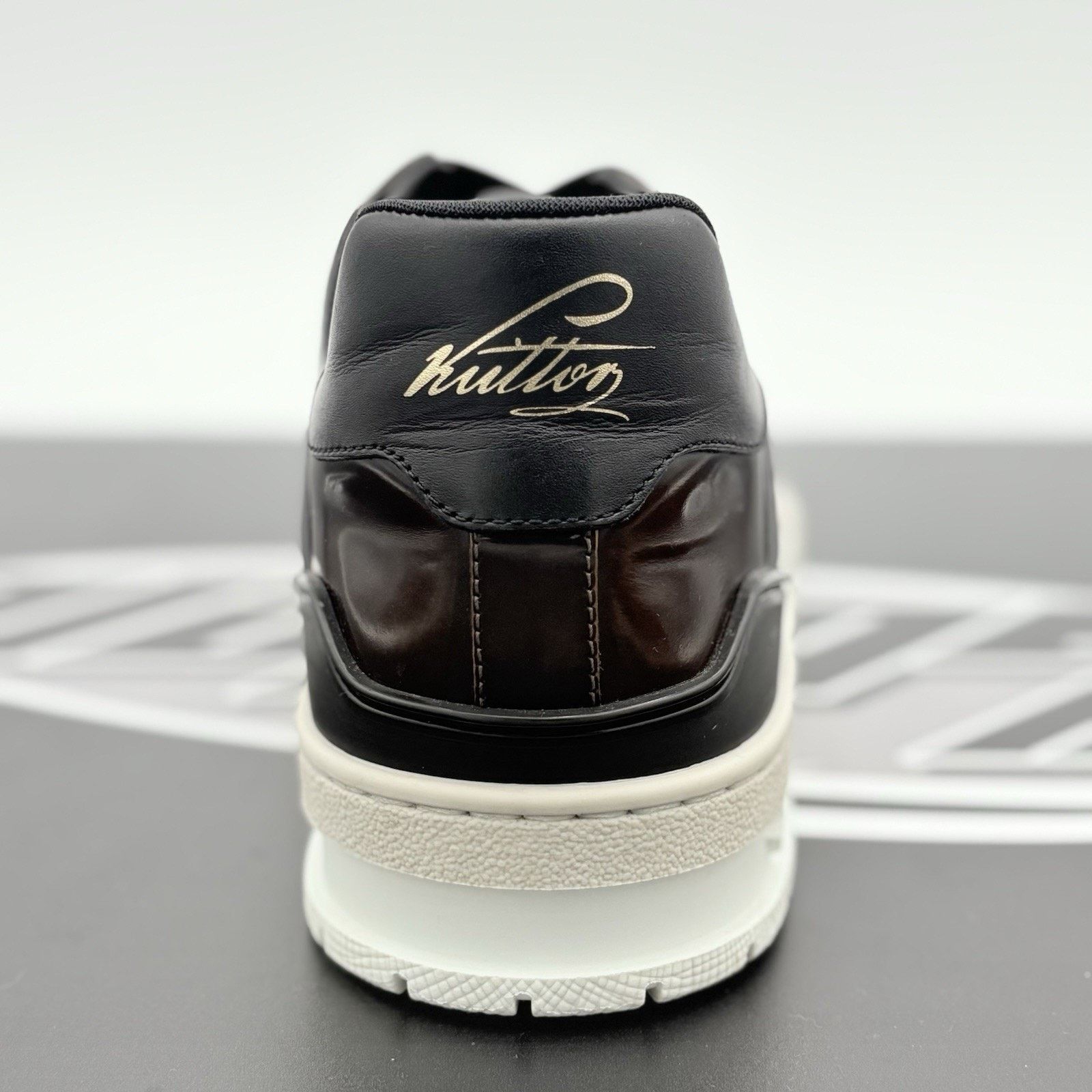 Louis Vuitton Louis Vuitton Trainer ' Brown Patent ' | SUPER CLEAN! Size US 9 / EU 42 - 3 Thumbnail
