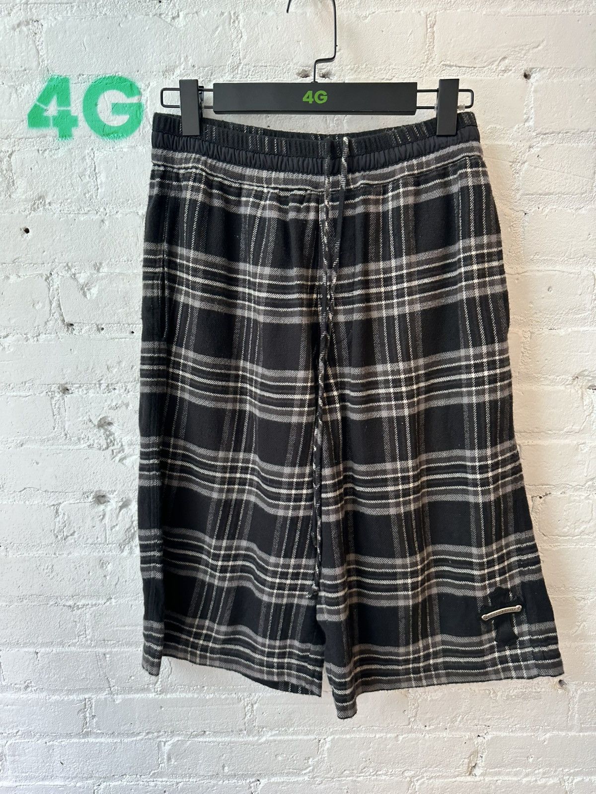 Chrome Hearts Chrome Hearts Plaid Cross patch shorts XS S M Size US 30 / EU 46 - 2 Thumbnail