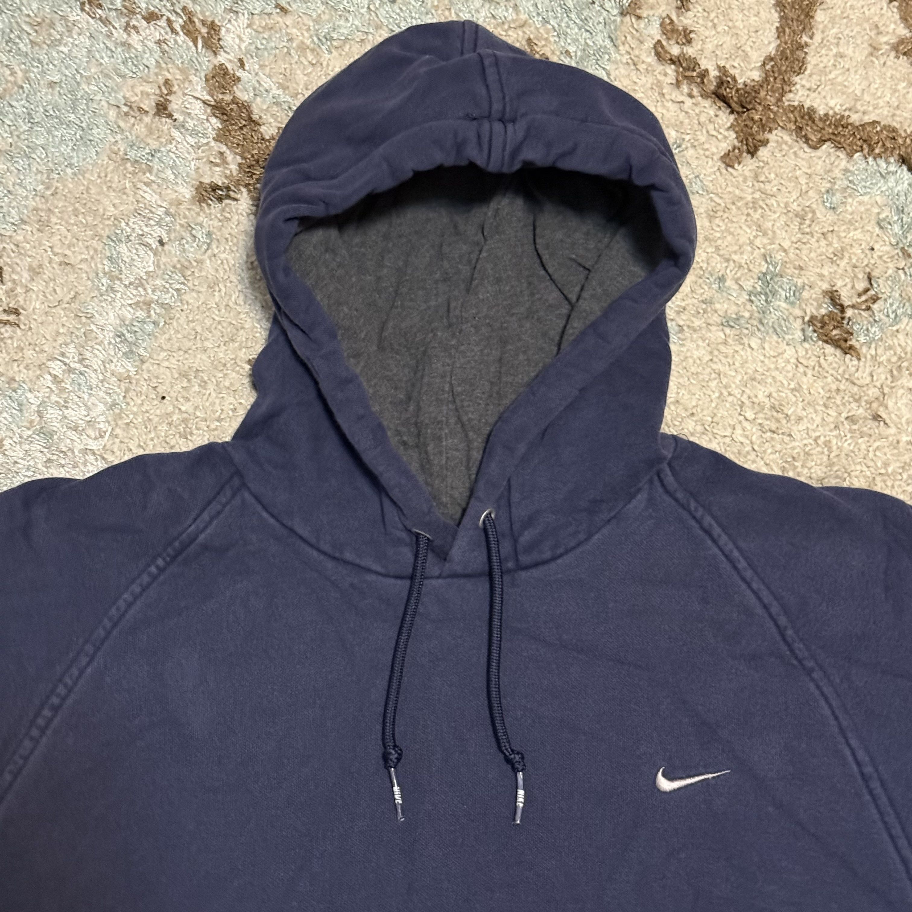 Nike × Vintage Vintage Nike Essential Hoodie Size Large Faded Navy Y2K Size US L / EU 52-54 / 3 - 2 Thumbnail