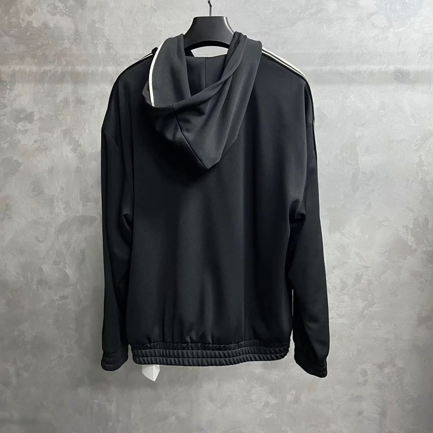 Celine Celine black Logo embroidery hooded jacket XL Size US XL / EU 56 / 4 - 2 Thumbnail