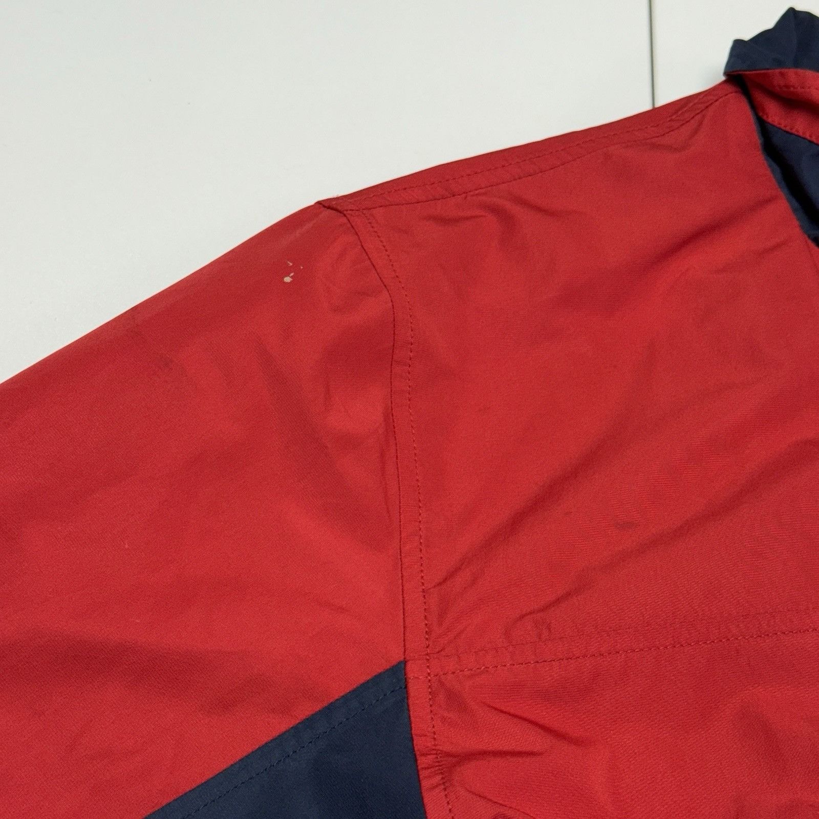 Tommy Hilfiger Vintage Hilfiger Athletic Windbreaker Jacket Mens L Red Size US L / EU 52-54 / 3 - 16 Thumbnail