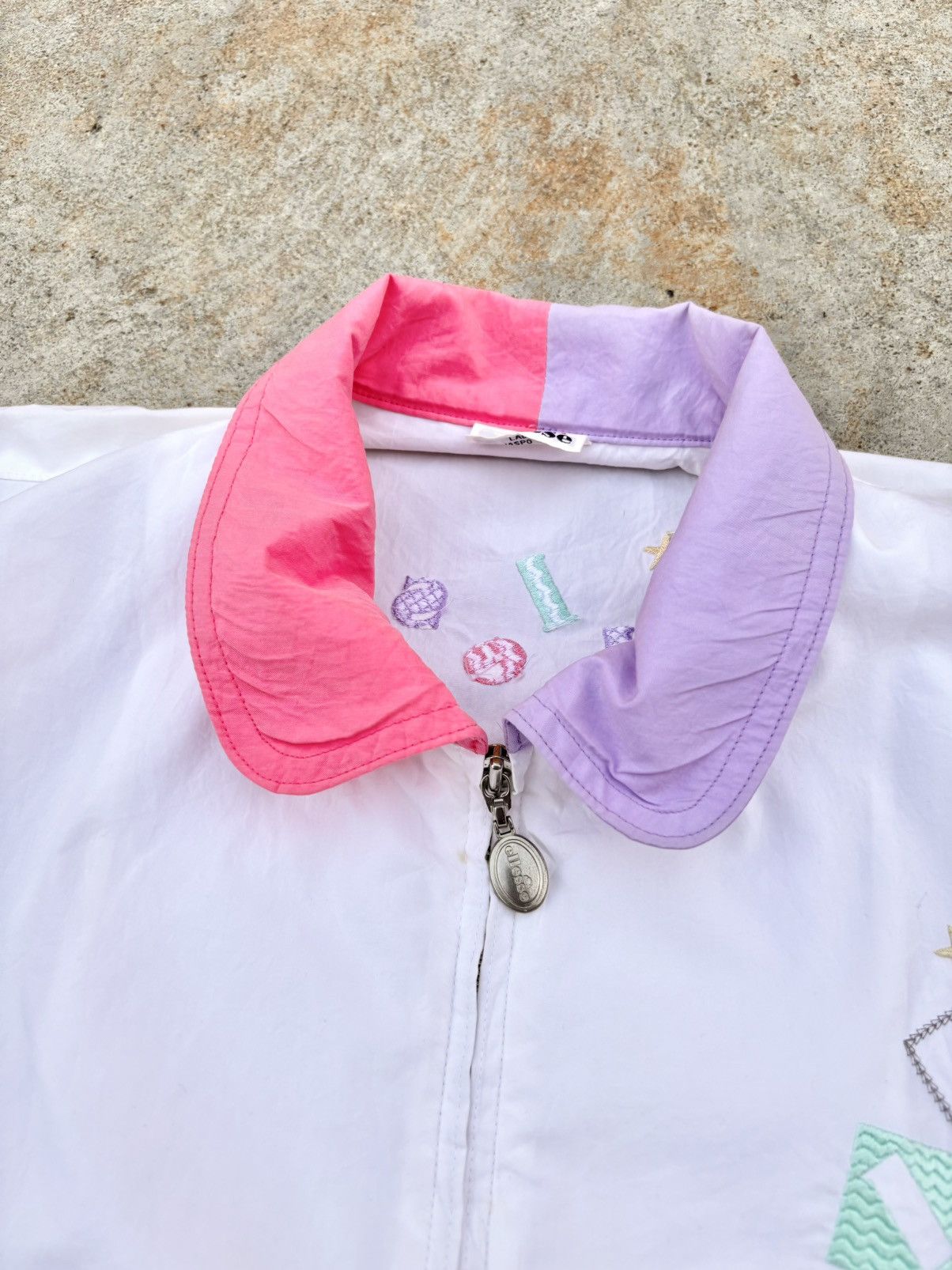 Ellesse × Vintage Vintage Ellesse Cropped Essentials Windbreaker Jacket Size US M / EU 48-50 / 2 - 4 Thumbnail