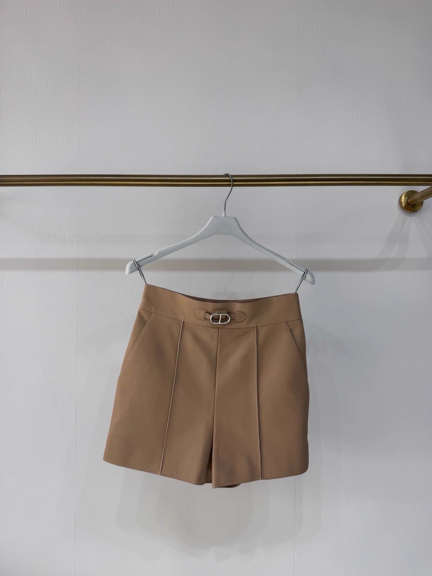 Hermes Hermes Pigalle Leather Shorts NWT 36 Size 26" / US 2 / IT 38 - 1 Thumbnail