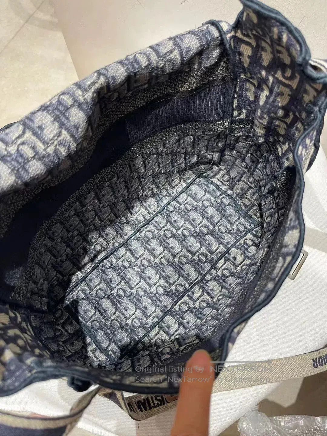 Dior Dior Camp Monogram Messenger Bag. Size ONE SIZE - 8 Thumbnail