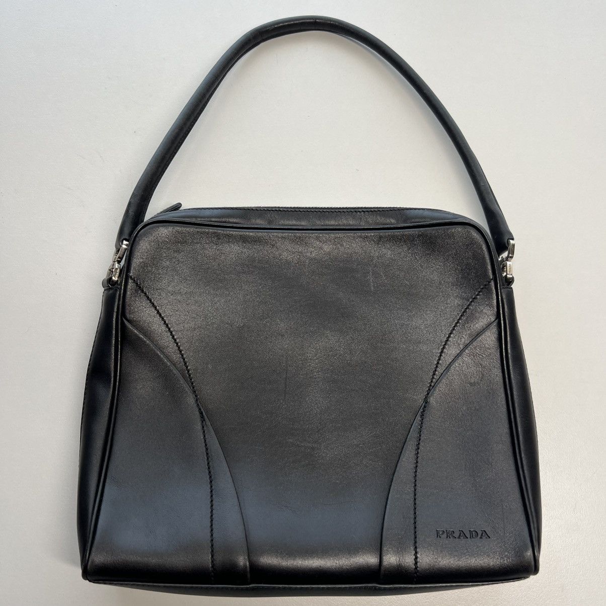 Prada Authentic Vintage PRADA Vitello Leather Shoulder Bag – Black Size ONE SIZE - 13 Thumbnail