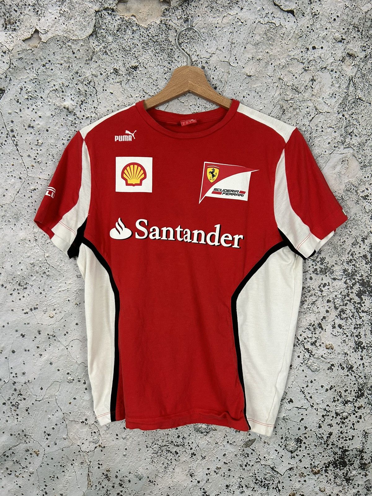 Vintage Ferrari F1 Racing Motorsport Graphic Tee 00s Y2K