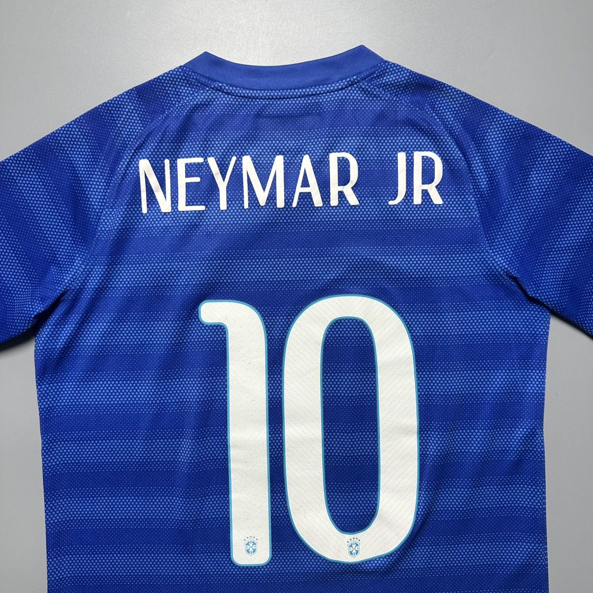 Nike KIDS BRAZIL NIKE 2014 WORLD CUP FOOTBALL JERSEY #10 NEYMAR Size US XXS / EU 40 - 8 Thumbnail