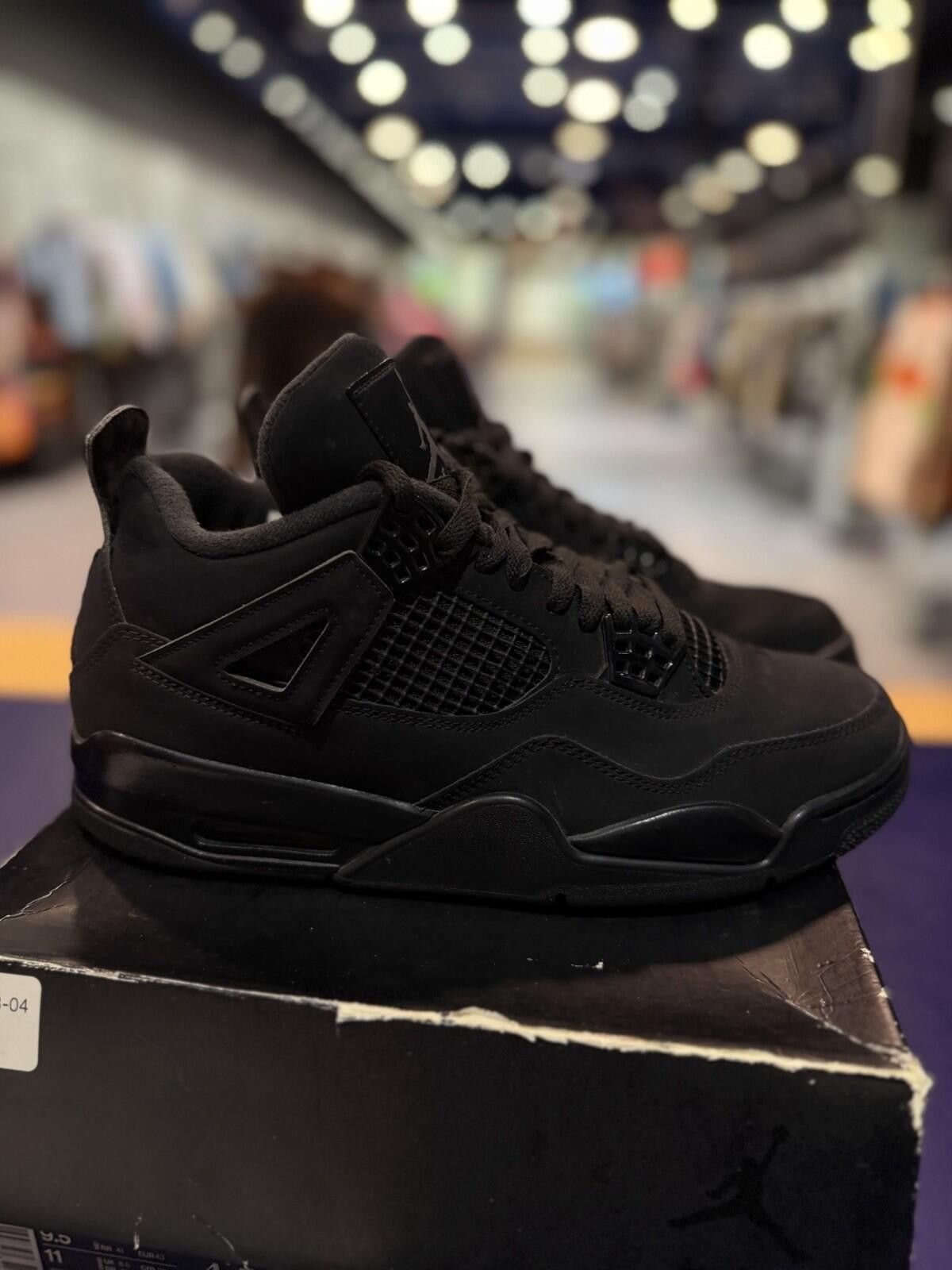 Jordan Brand Jordan Air Jordan 4 Black Cat Low Top Sneaker 2020 Men's 9.5 Size US 9.5 / EU 42-43 - 2 Thumbnail