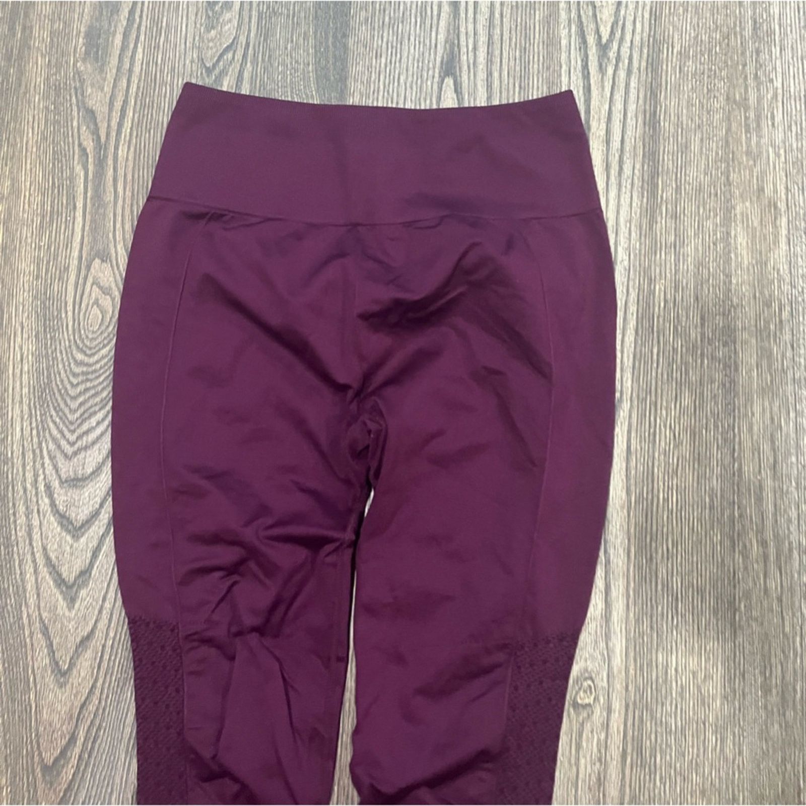 Fabletics Fabletics Womens Capri Leggings Wide Waistband Mid Rise Sz L Size 31" - 3 Thumbnail