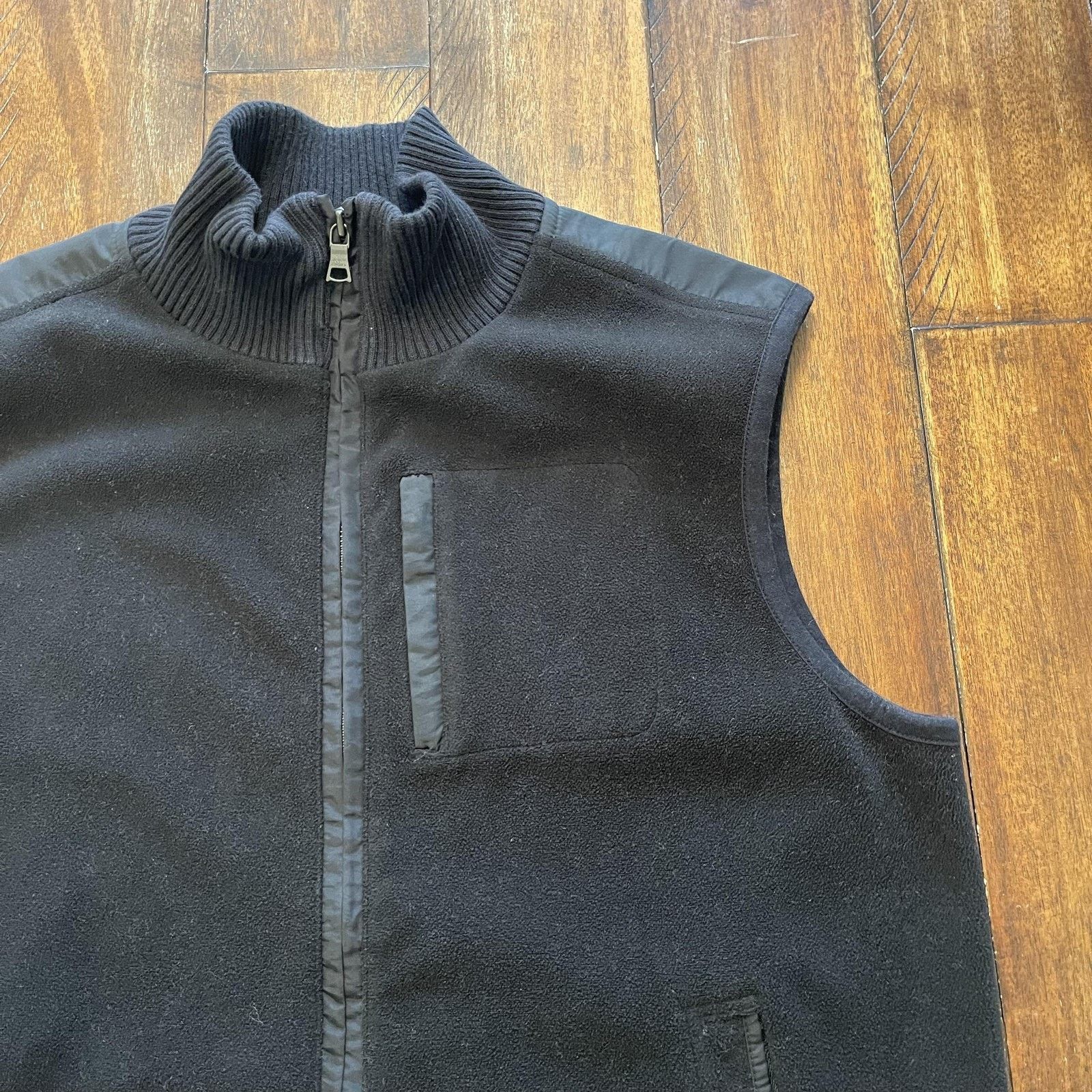 Banana Republic Banana Republic Vest Mens Large Black Mock Neck Lined Casual Size US L / EU 52-54 / 3 - 3 Thumbnail