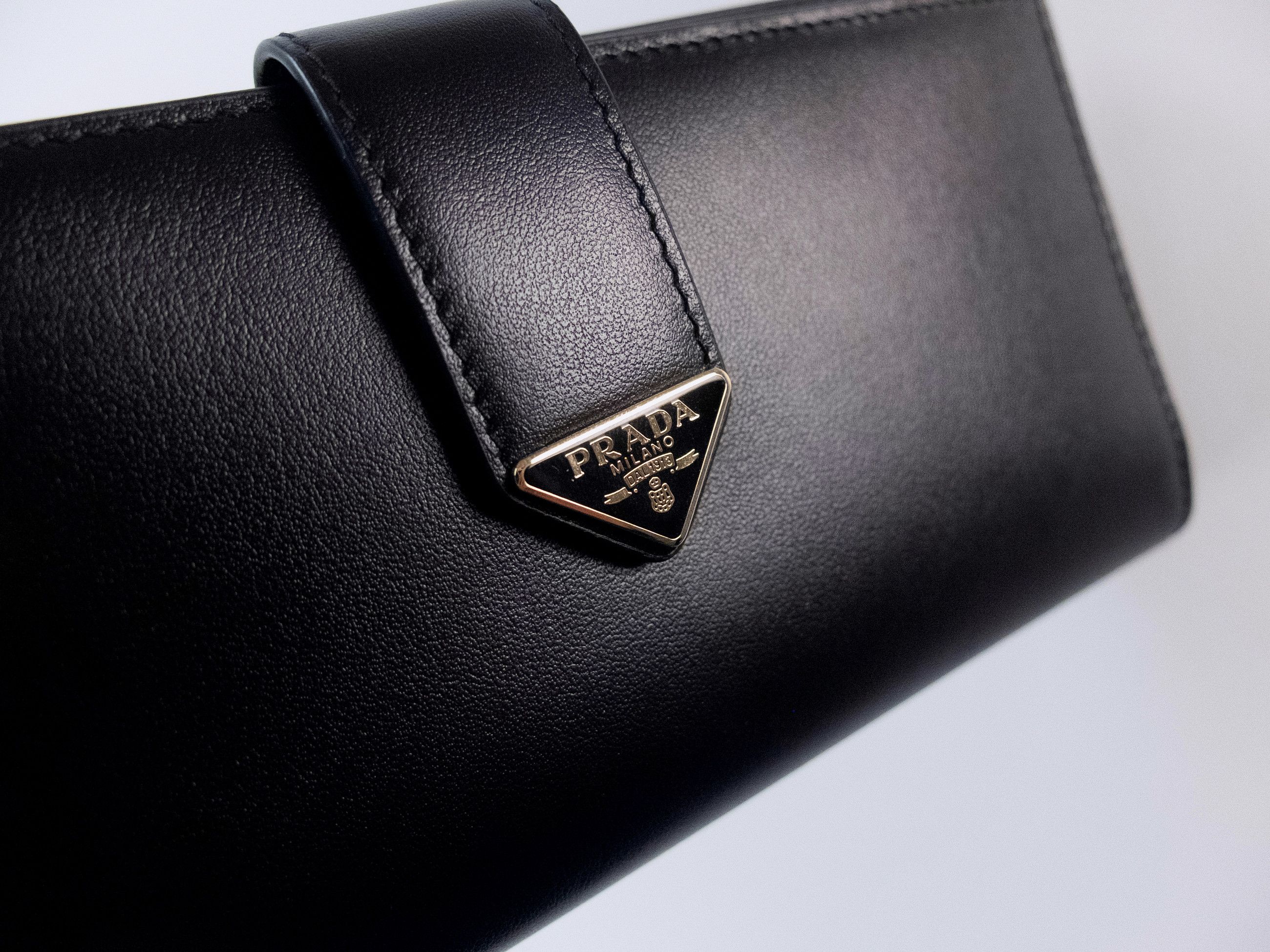 Prada PRADA logo plaque black leather continental flap wallet Size ONE SIZE - 2 Thumbnail