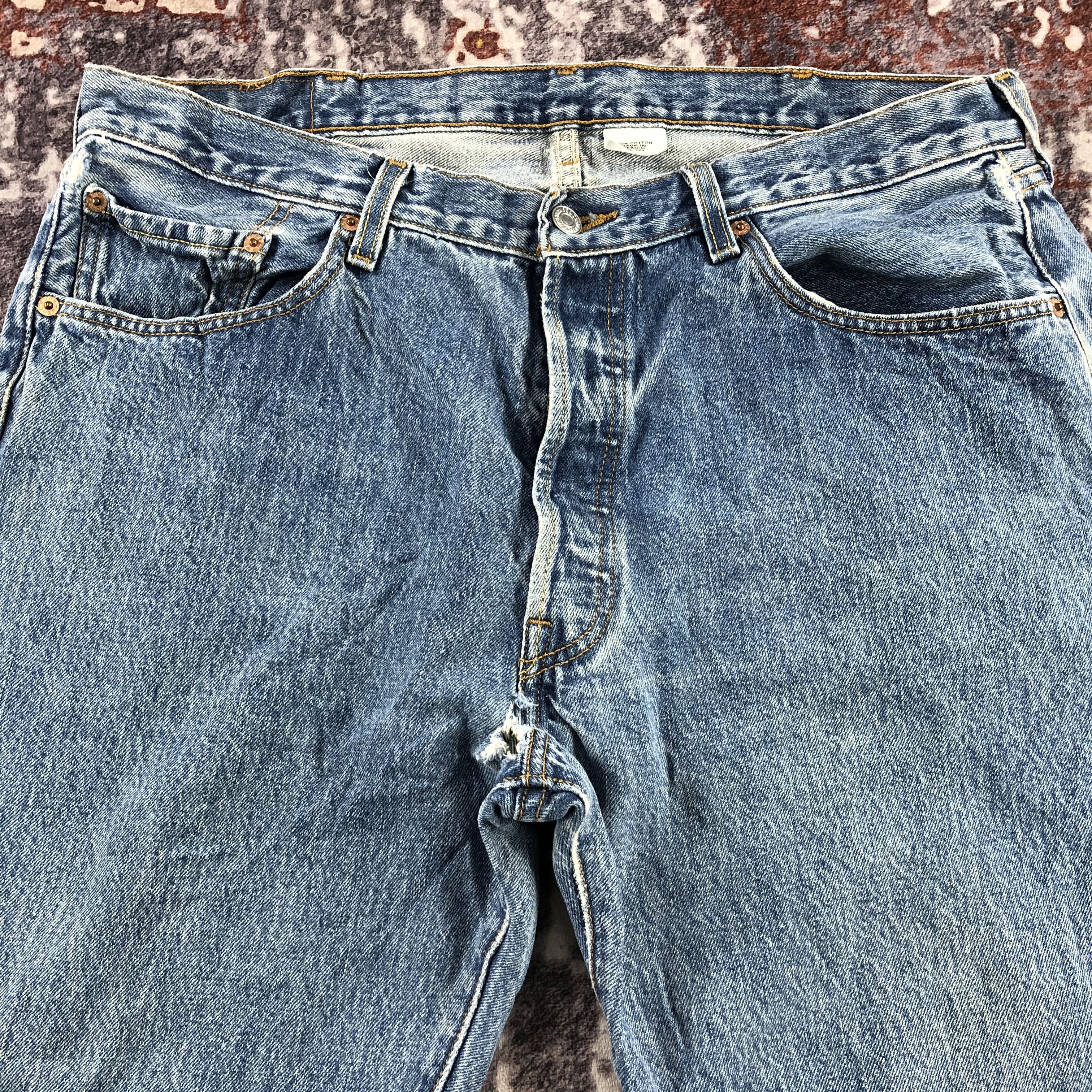 Levi's × Vintage Vintage 90s Blue Wash Levis 501 Jeans-JM2950 Size US 36 / EU 52 - 3 Thumbnail