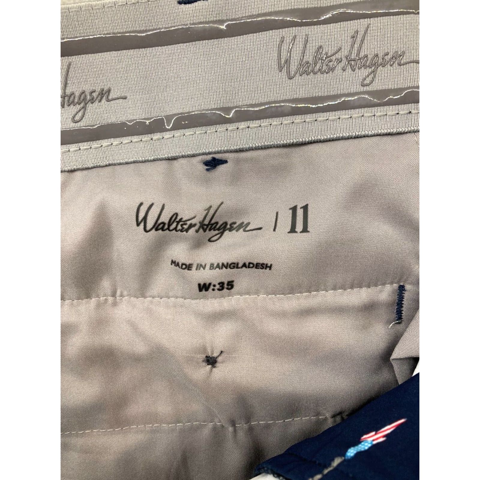 Vintage Walter Hagen Mens Shorts Chino 35 Blue Graphic Print American Theme Mens Regular Waist 35 Inseam 10 Blue Polyester Microfiber Zipper Pocket Size US 35 - 7 Thumbnail
