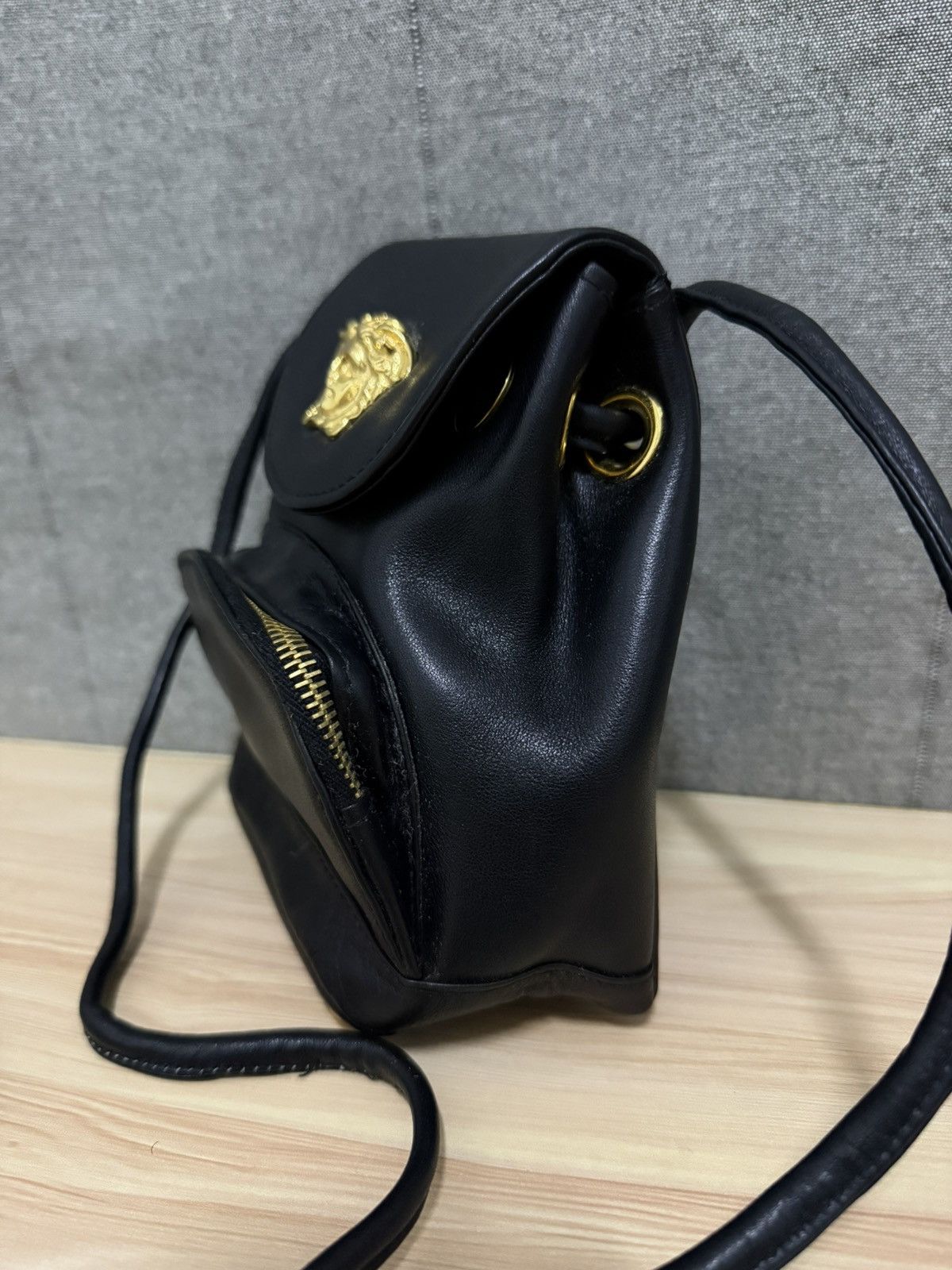 Versace Versace Black Leather Purse Gold Medusa Sling bag Size ONE SIZE - 2 Thumbnail