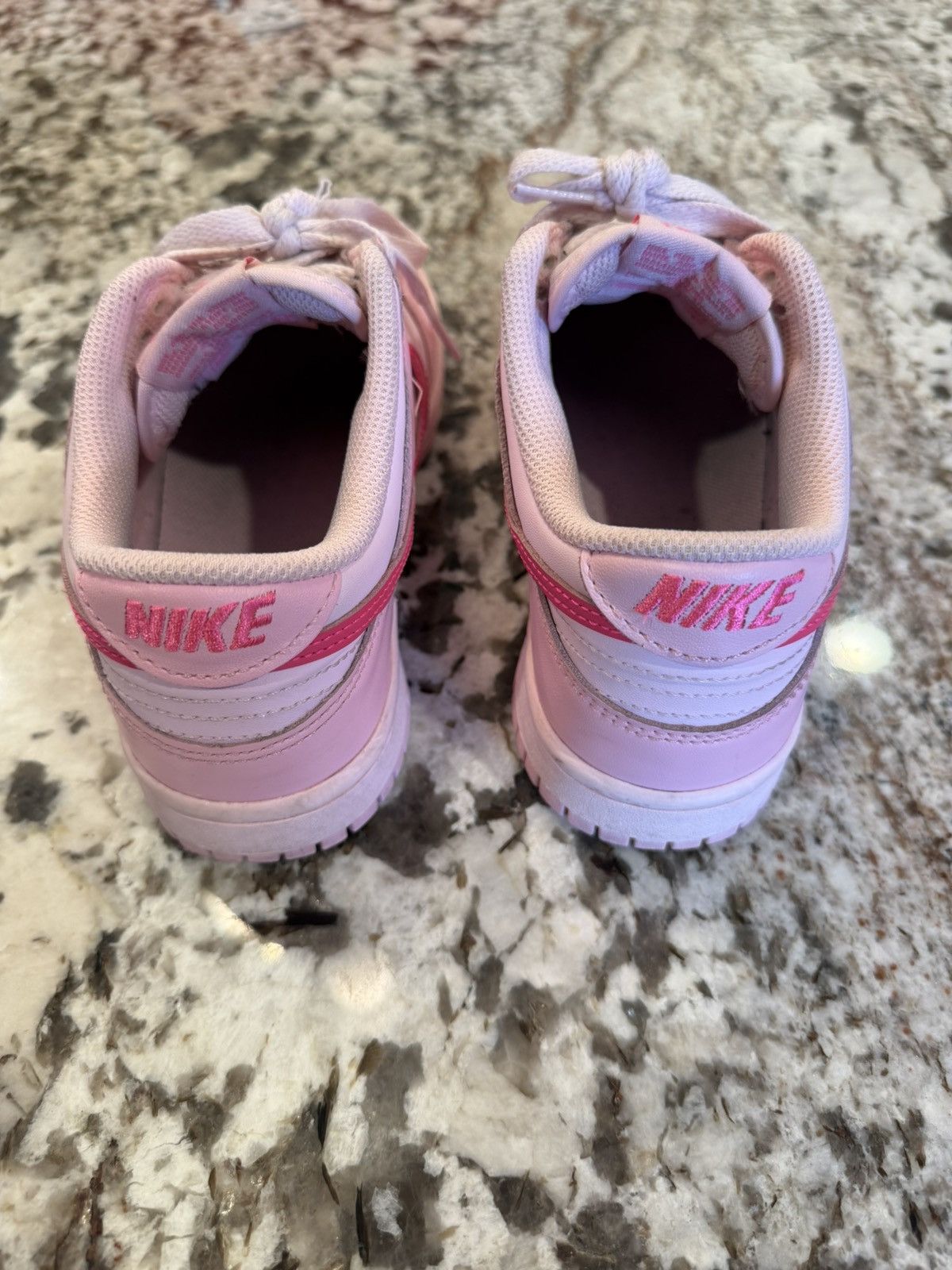 Nike Nike Dunk Low Med Soft Pink/Pink Foam Size US 6.5 / IT 36.5 - 4 Thumbnail
