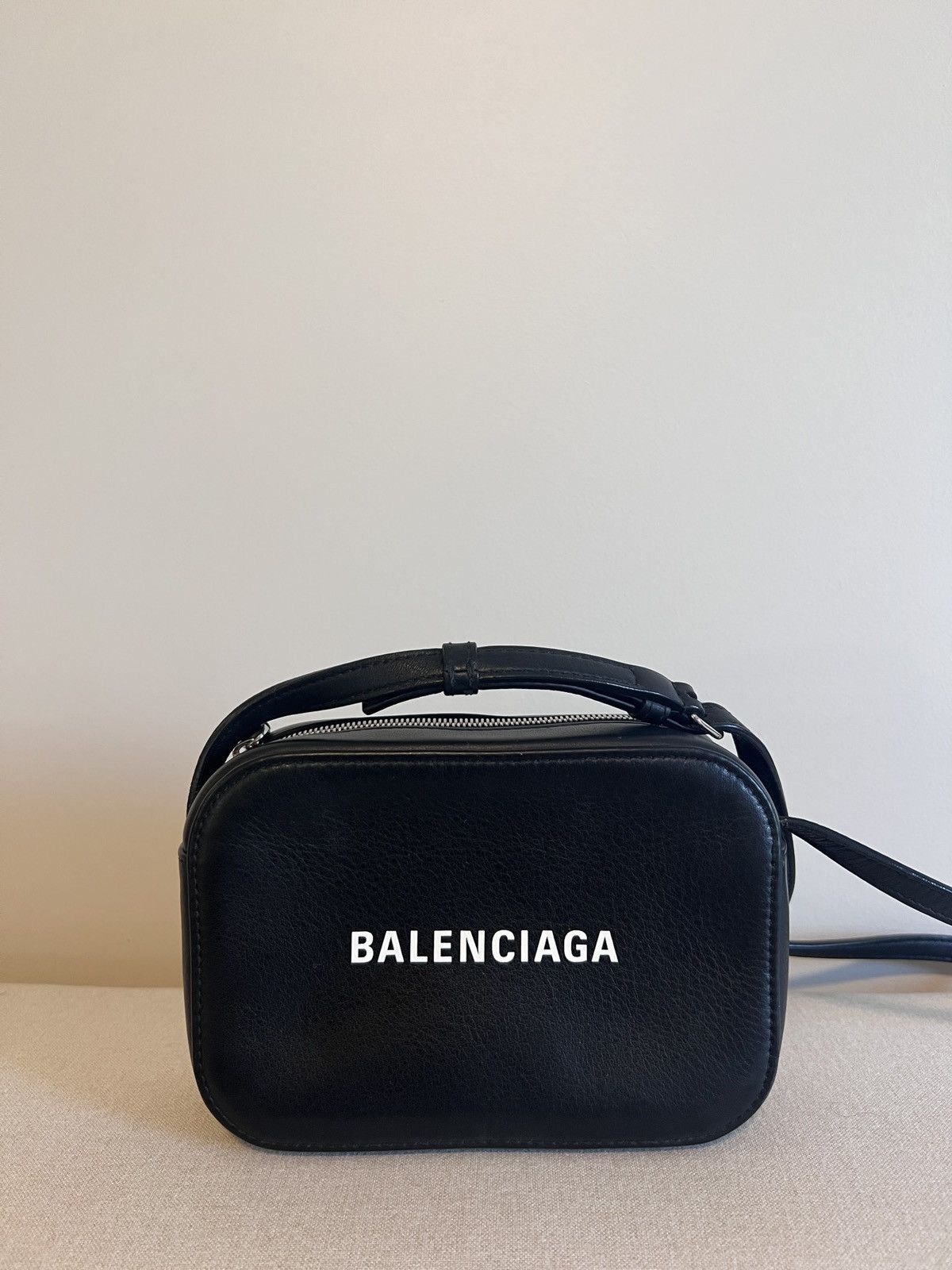 Balenciaga Balenciaga everyday xs camera bag Size ONE SIZE - 1 Thumbnail