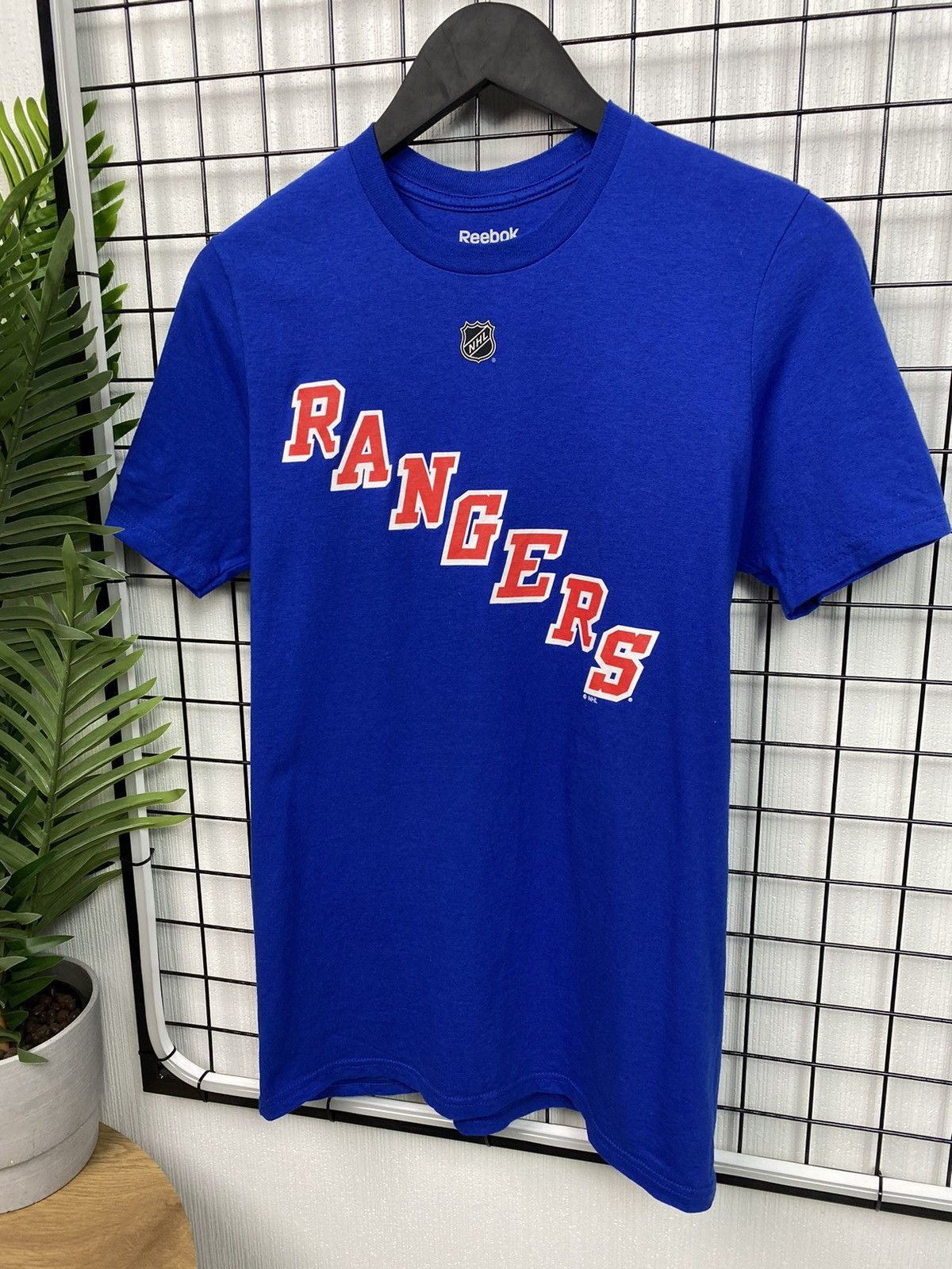 NHL × Pro Player × Reebok Ryan McDonagh New York Rangers t shirt reebok size S Size US S / EU 44-46 / 1 - 4 Thumbnail