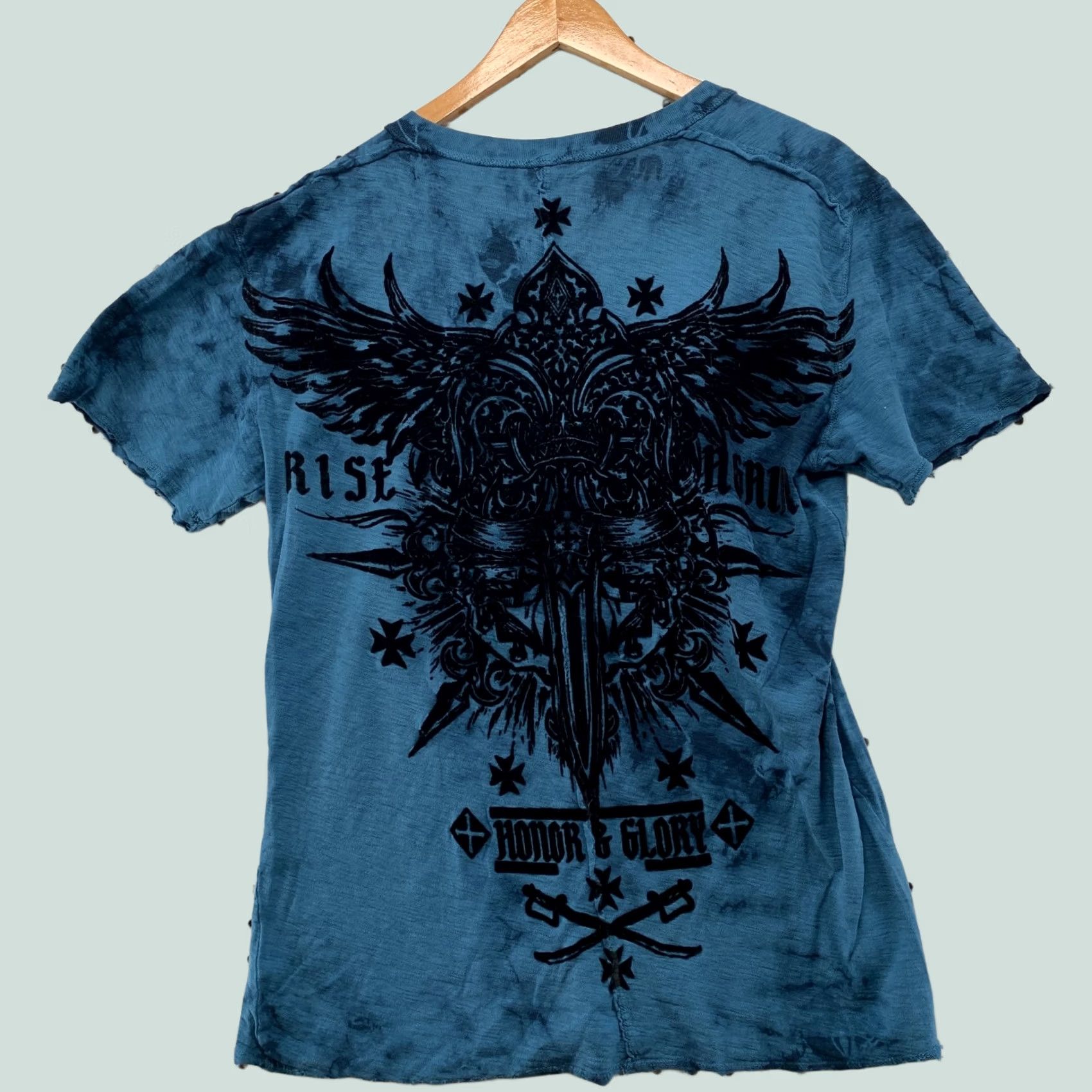 Southpole VINTAGE Southpole Shirt Mens M Blue Gothic Cross Wings Y2K Graphic Print Short Sleeve Crew Neck Size US M / EU 48-50 / 2 - 1 Thumbnail
