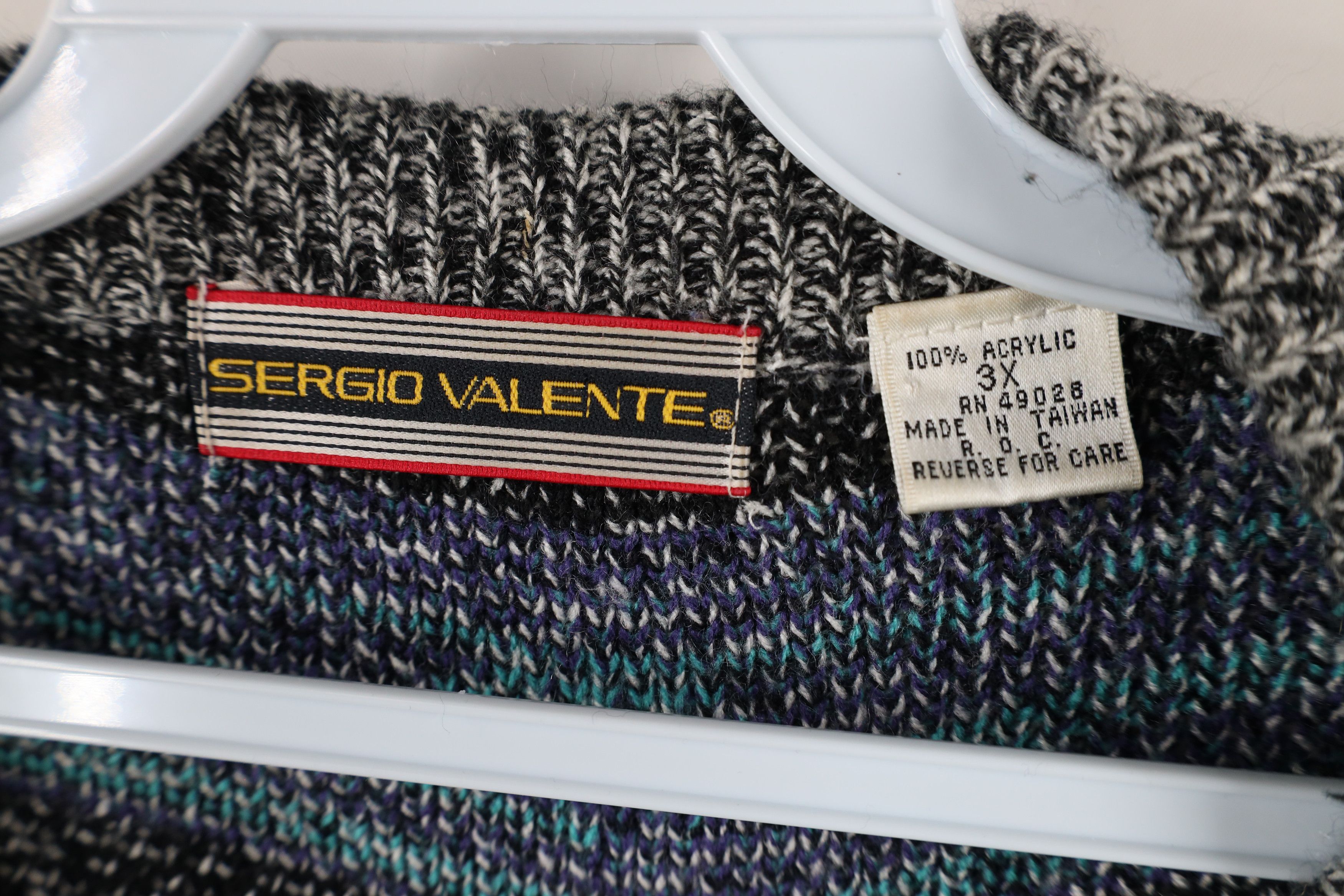 Vintage Vintage 90s Coogi Style Geometric Knit Crewneck Sweater Size US XXL / EU 58 / 5 - 8 Thumbnail