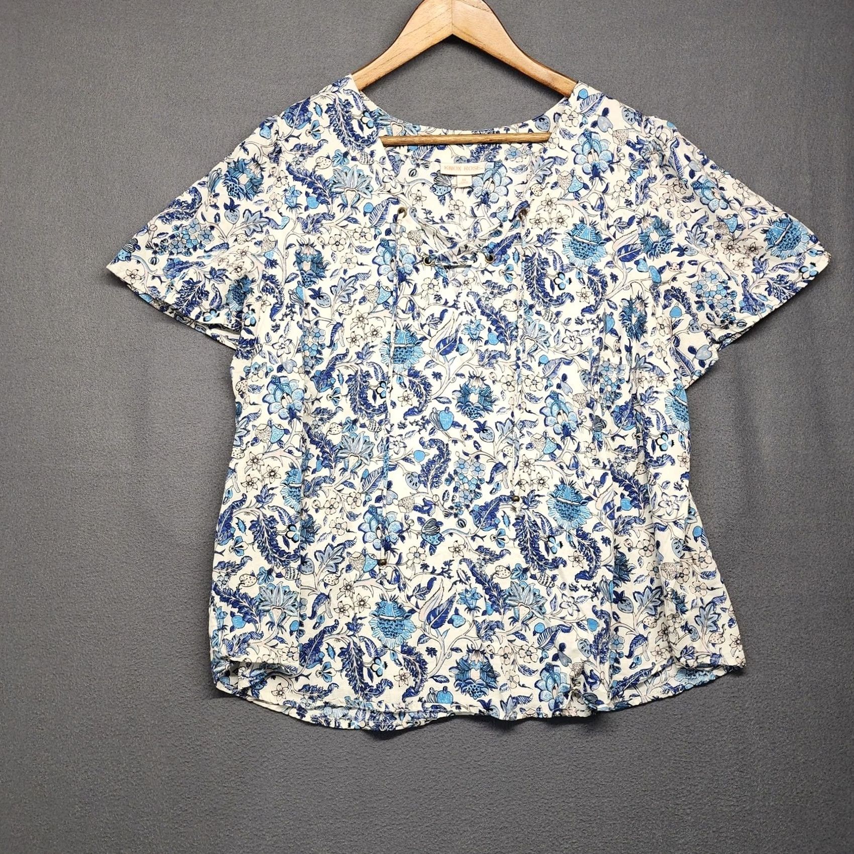 Vintage Knox Rose Shirt Womens 2XL Blue White Floral Lace Up Tie Neck Short Sleeve Blouse Size XXL / US 16-18 / IT 52-54 - 2 Thumbnail