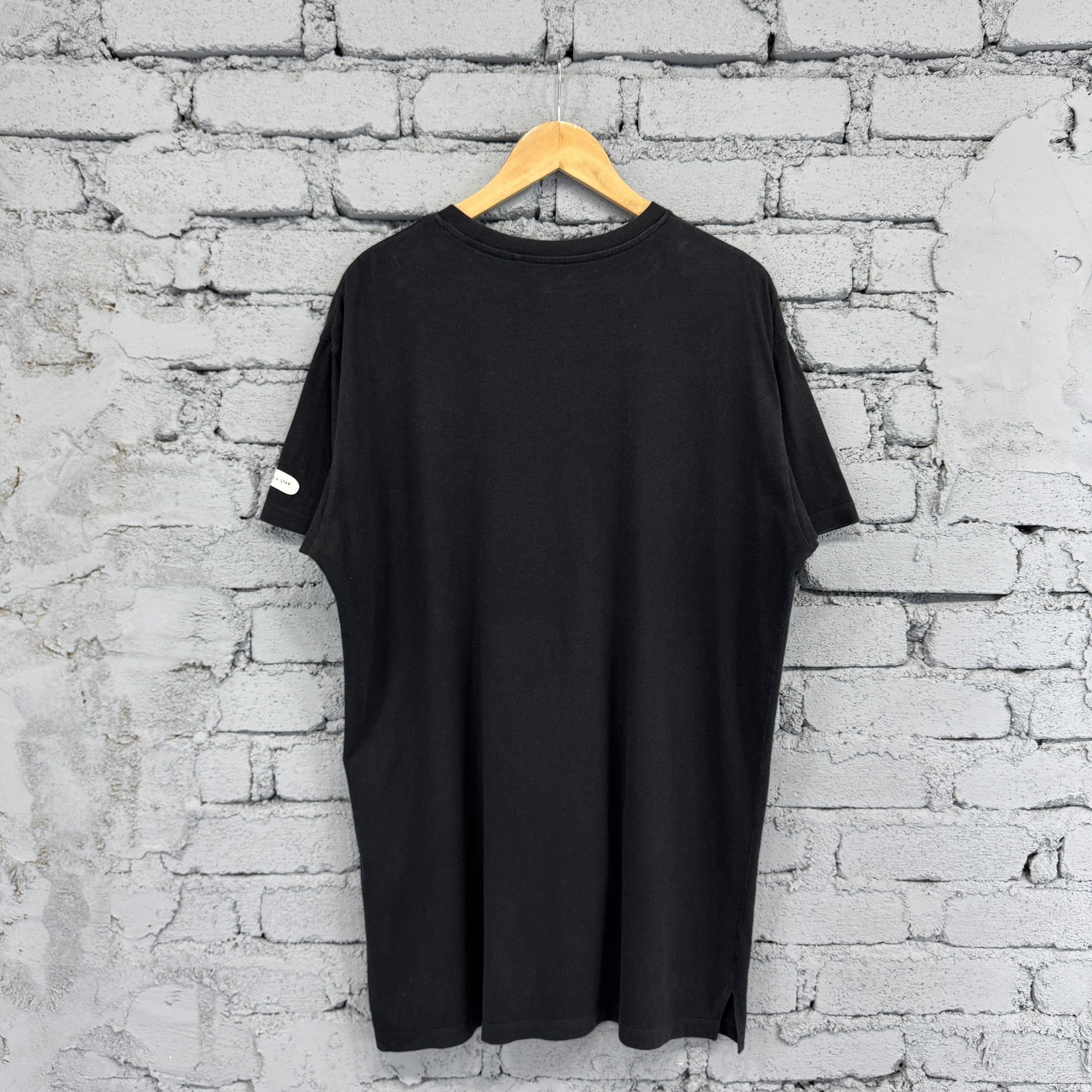 Uniqlo Uniqlo Animal Crossing New Horizons Celeste Sunfaded Tshirt Size US M / EU 48-50 / 2 - 2 Thumbnail