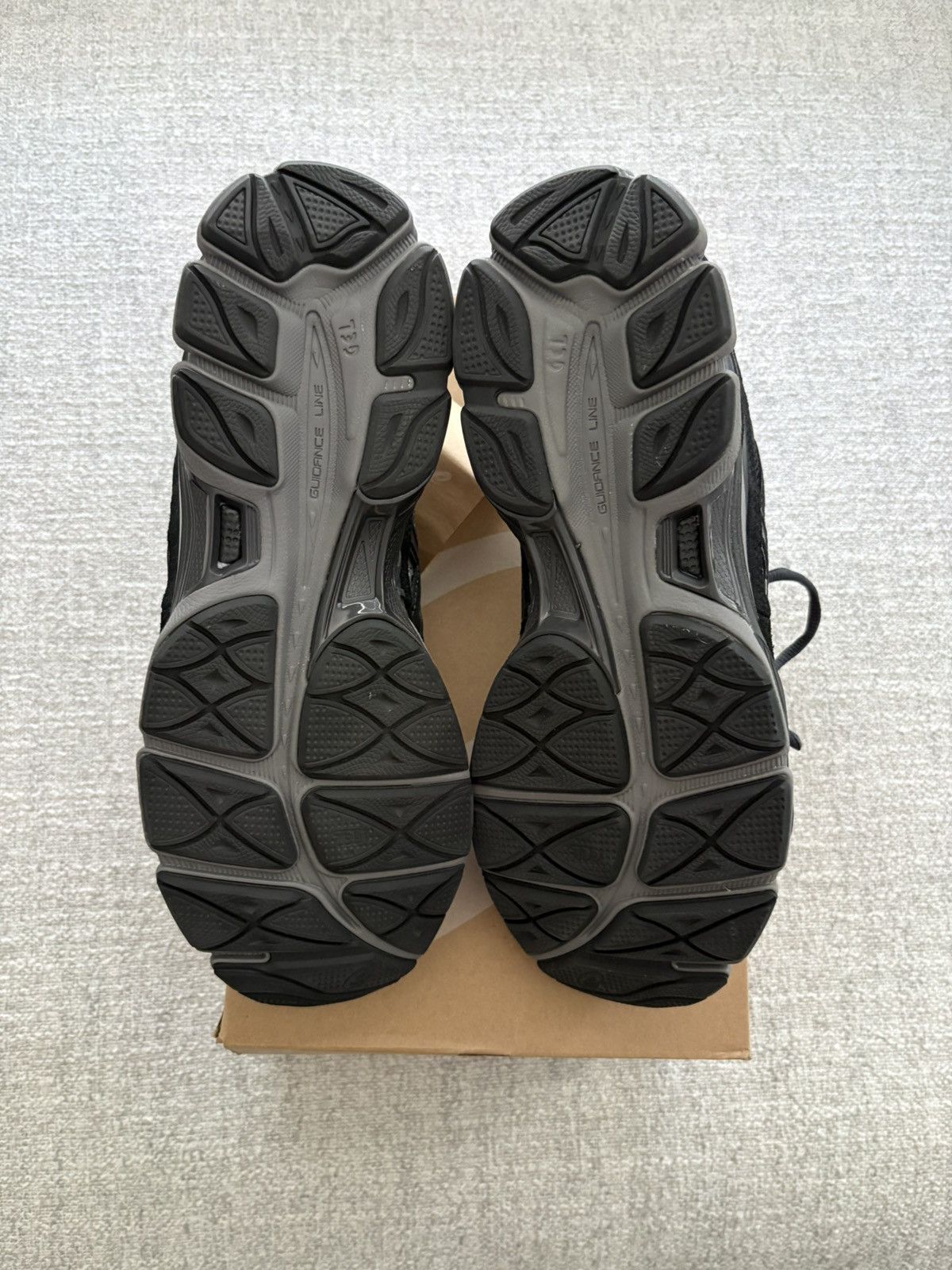 Asics ASICS Gel NYC “Graphite Grey Black” Size US 9.5 / EU 42-43 - 6 Thumbnail