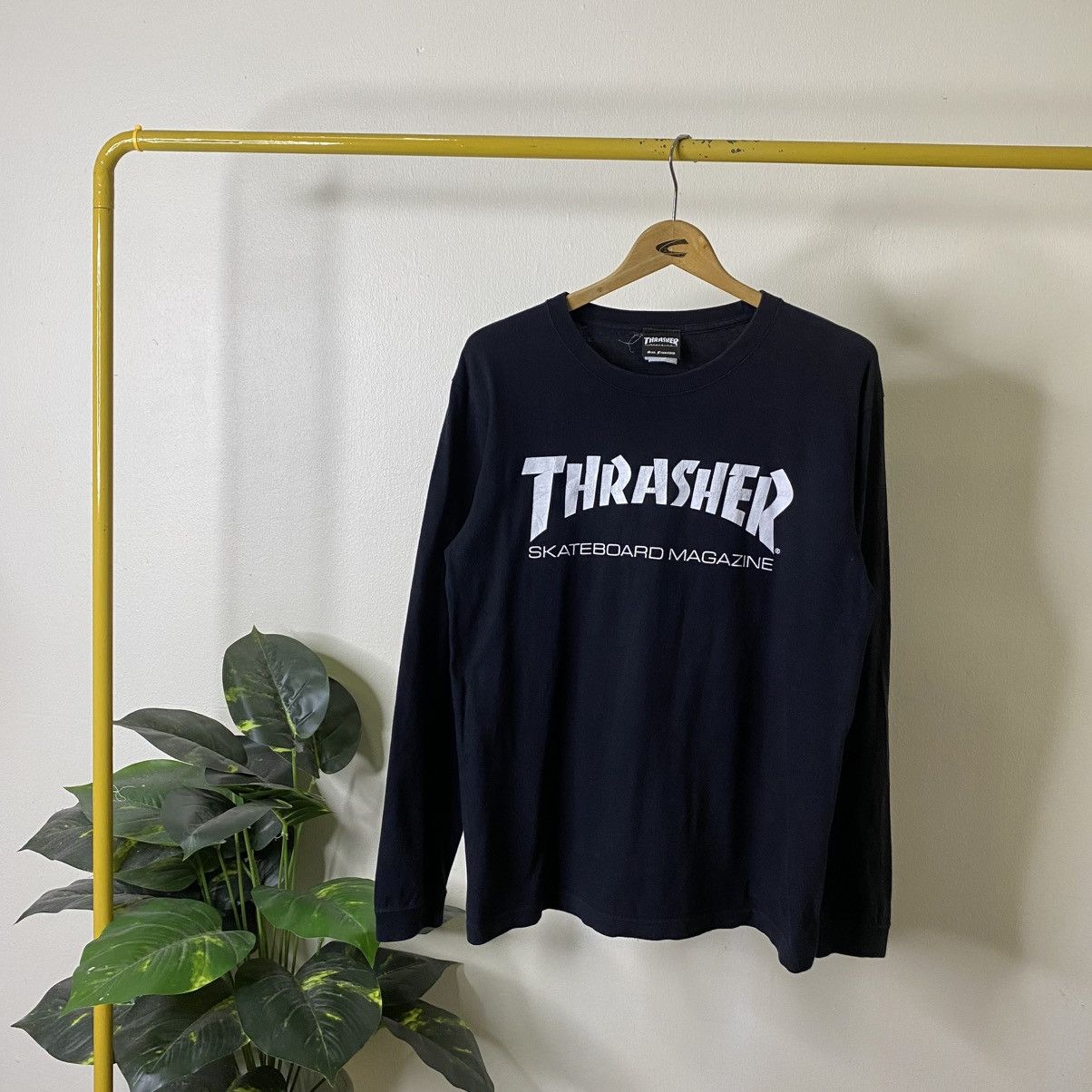 Thrasher Y2K Thrasher Skateboard Magazine Skater LS T Shirt Size US L / EU 52-54 / 3 - 1 Thumbnail