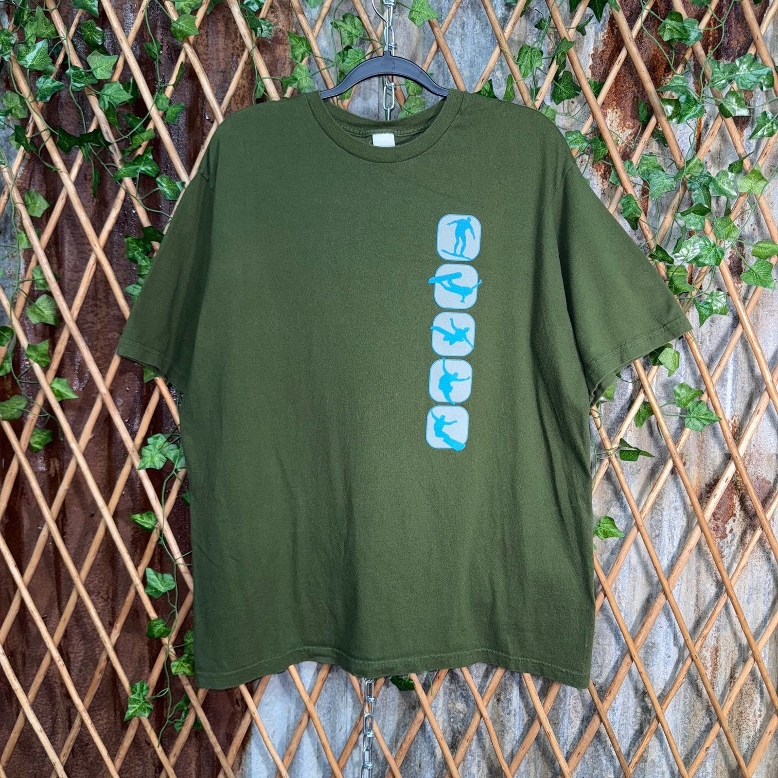 Gap Vintage Y2K gap essential skate surf snowboard 2000s t-shirt Size US XL / EU 56 / 4 - 1 Thumbnail