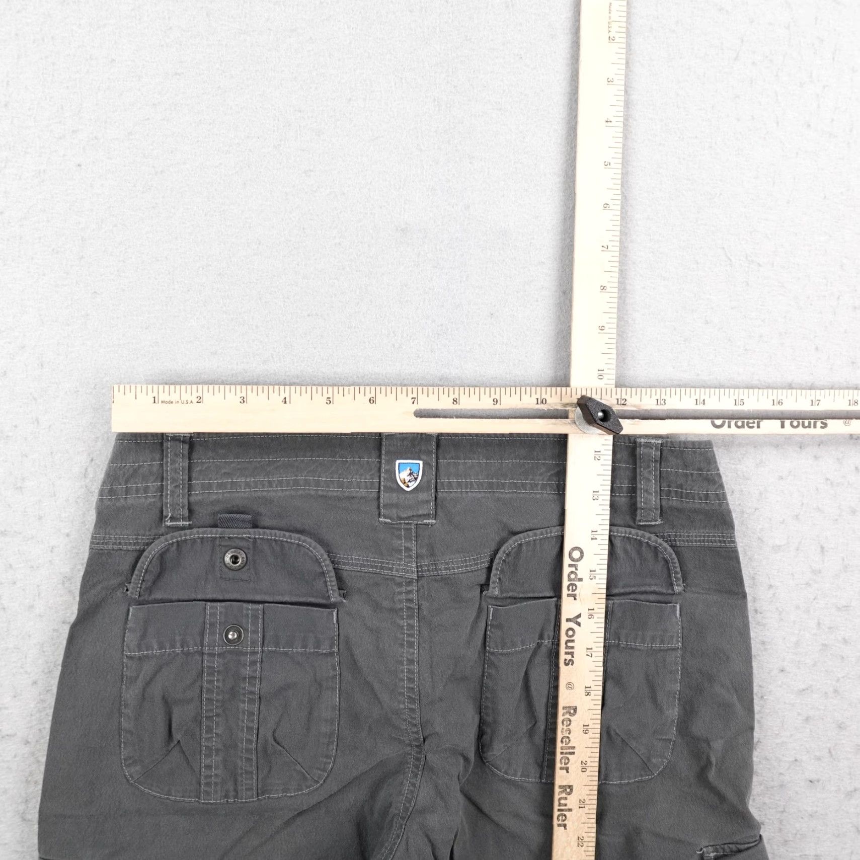 Vintage KUHL Cargo Shorts Women 6 Gray Outdoor Hiking Stretch Pockets Flat Front 9in Inseam Womens Size 28" / US 6 / IT 42 - 6 Thumbnail